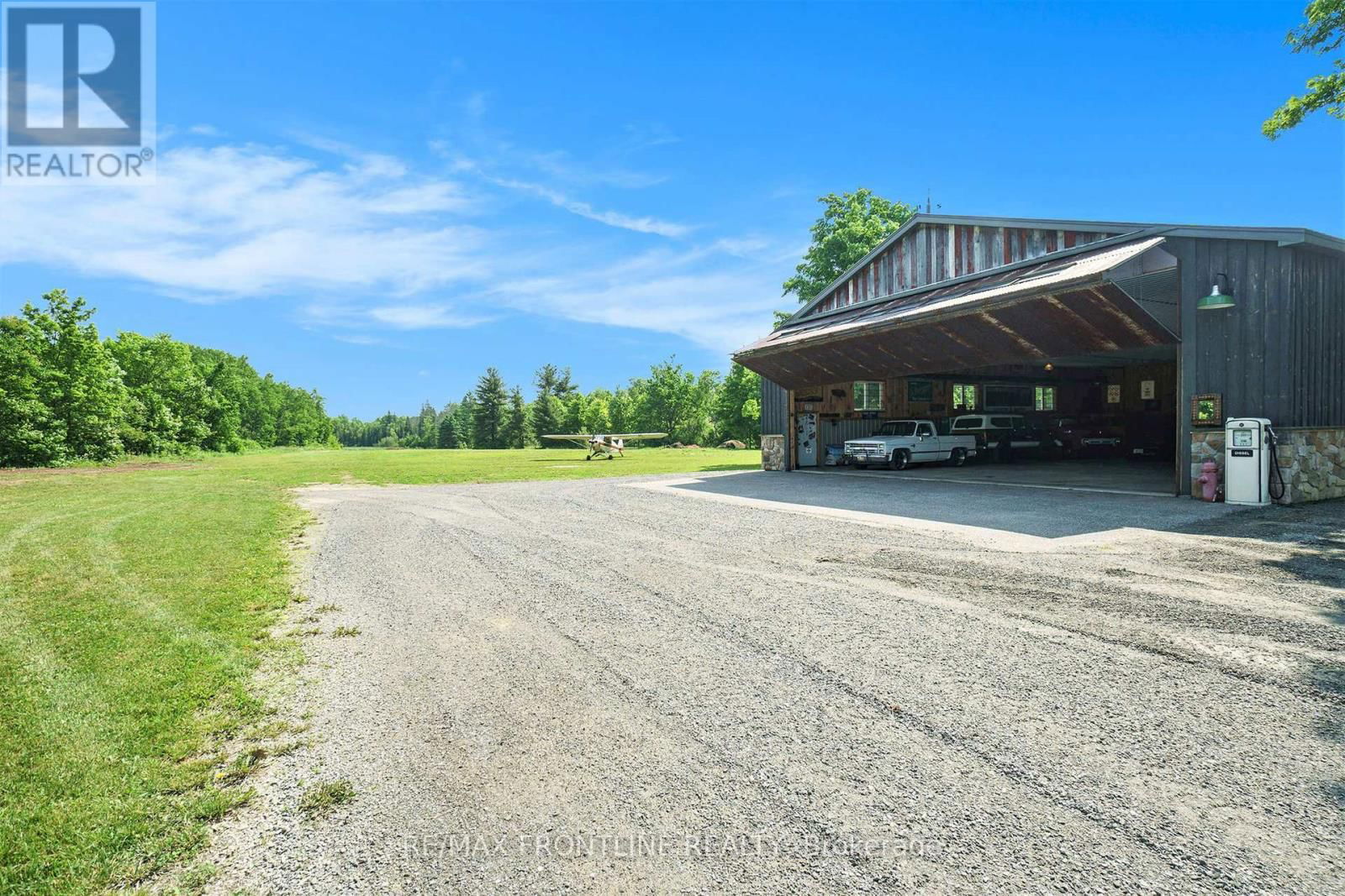 51 STONE ROAD Image 42