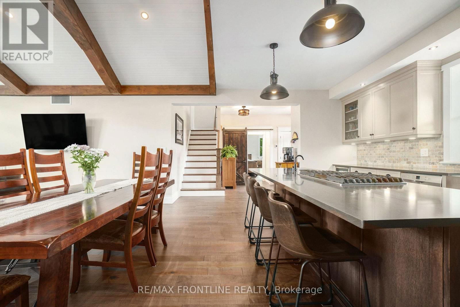 51 STONE ROAD Image 9