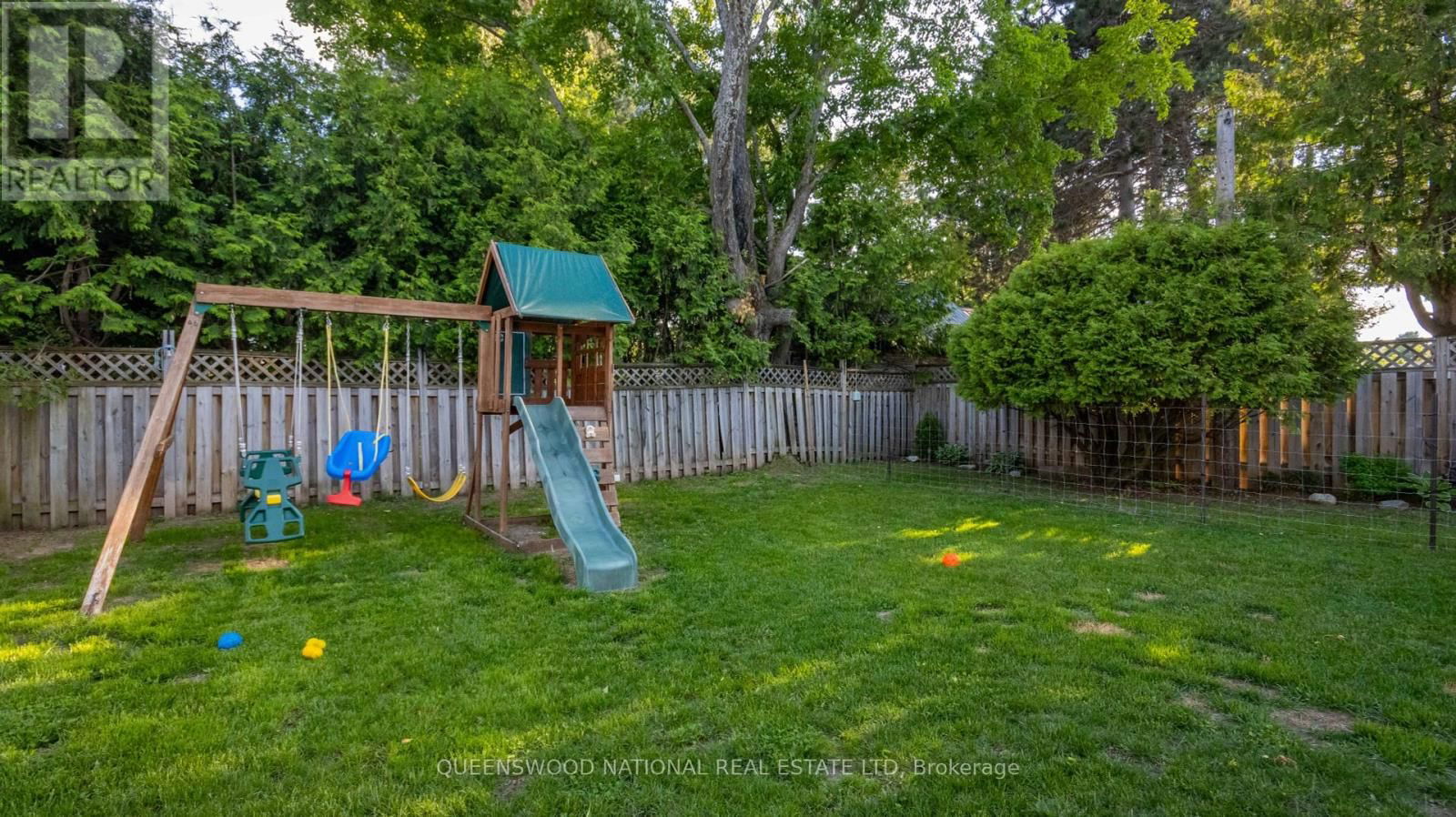 96 STAFFORD STREET SOUTH Image 42