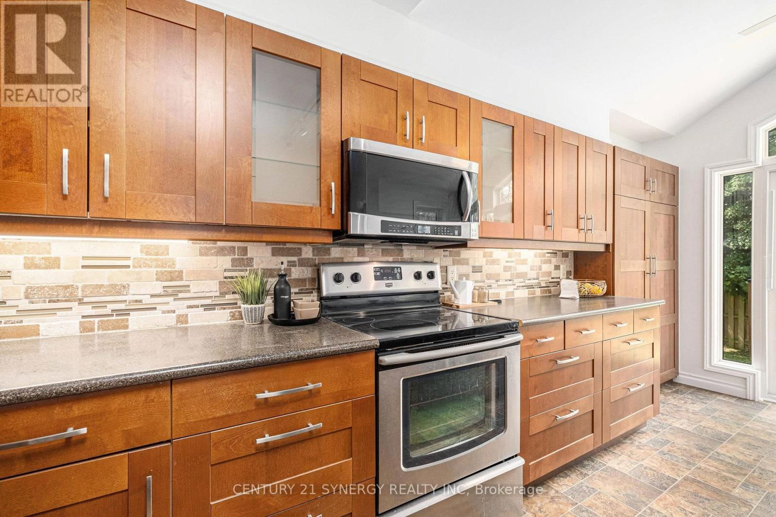 62 MORESBY DRIVE Image 13