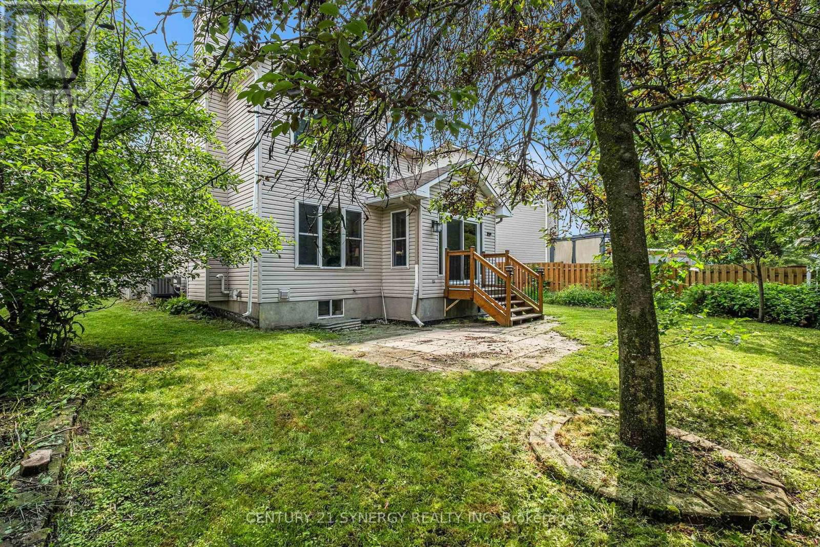 62 MORESBY DRIVE Image 29
