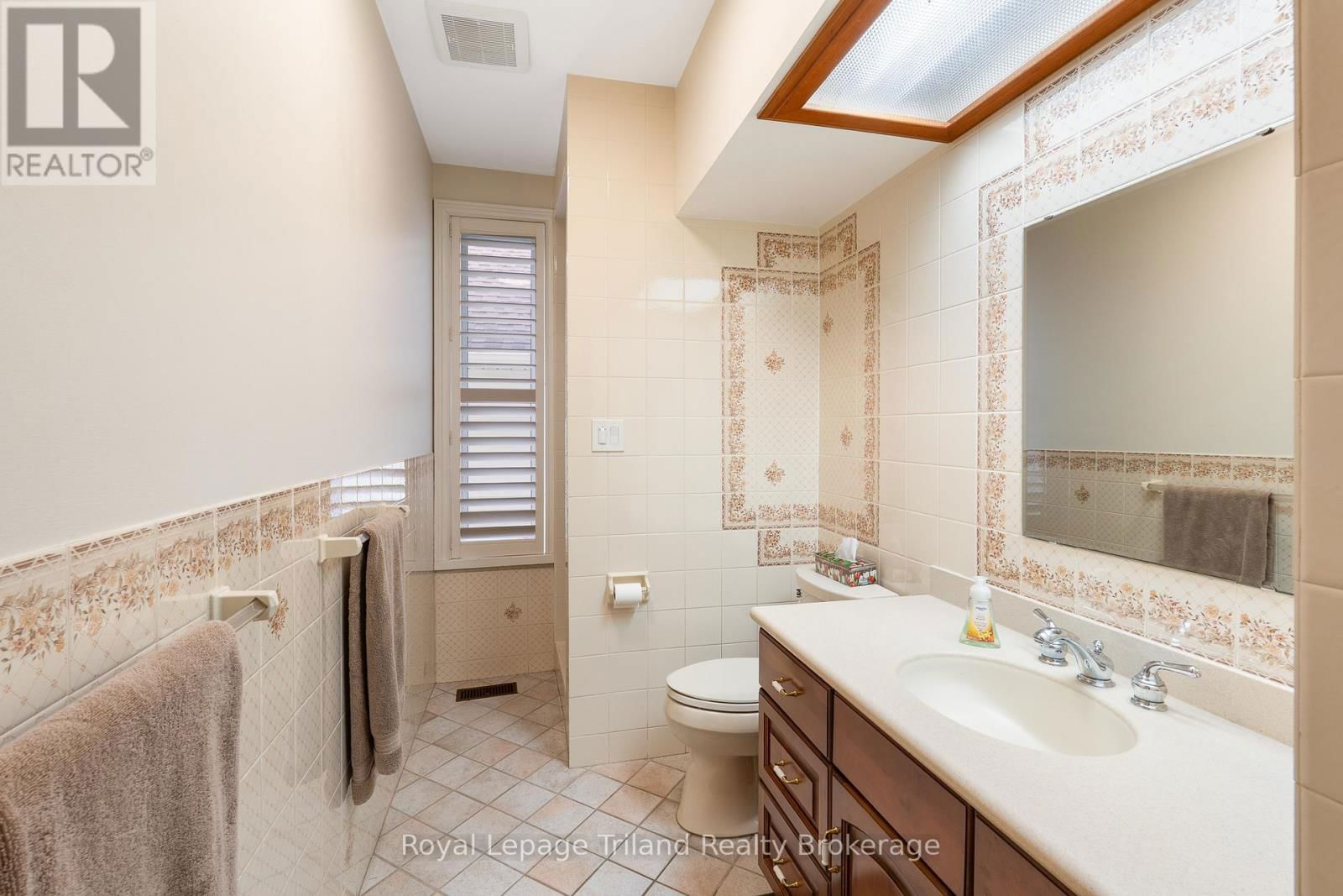 505 DEVONSHIRE AVENUE Image 12