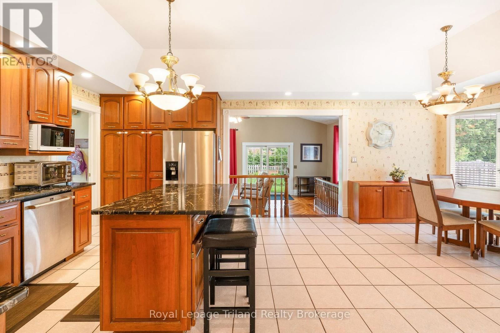 505 DEVONSHIRE AVENUE Image 13