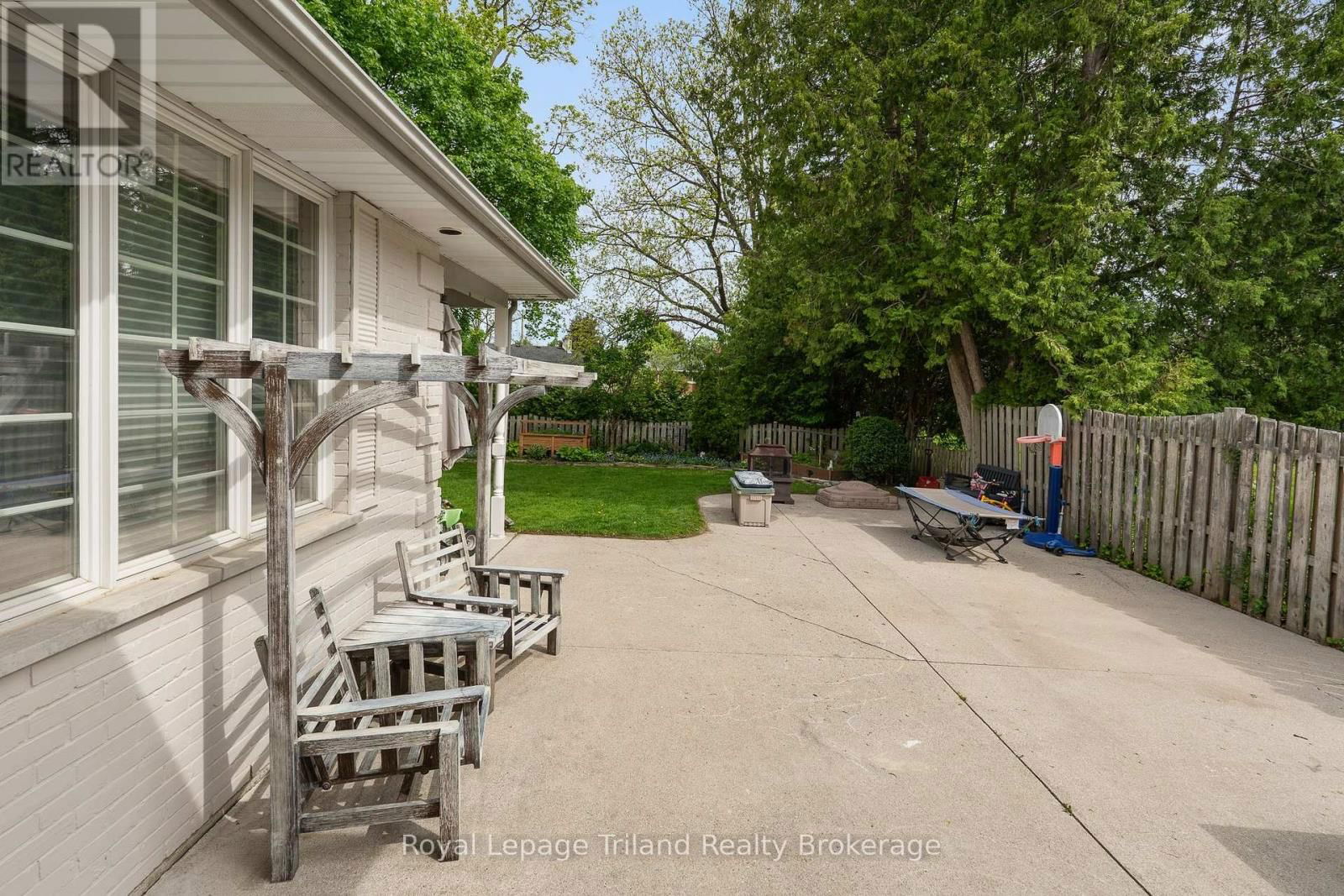 505 DEVONSHIRE AVENUE Image 40