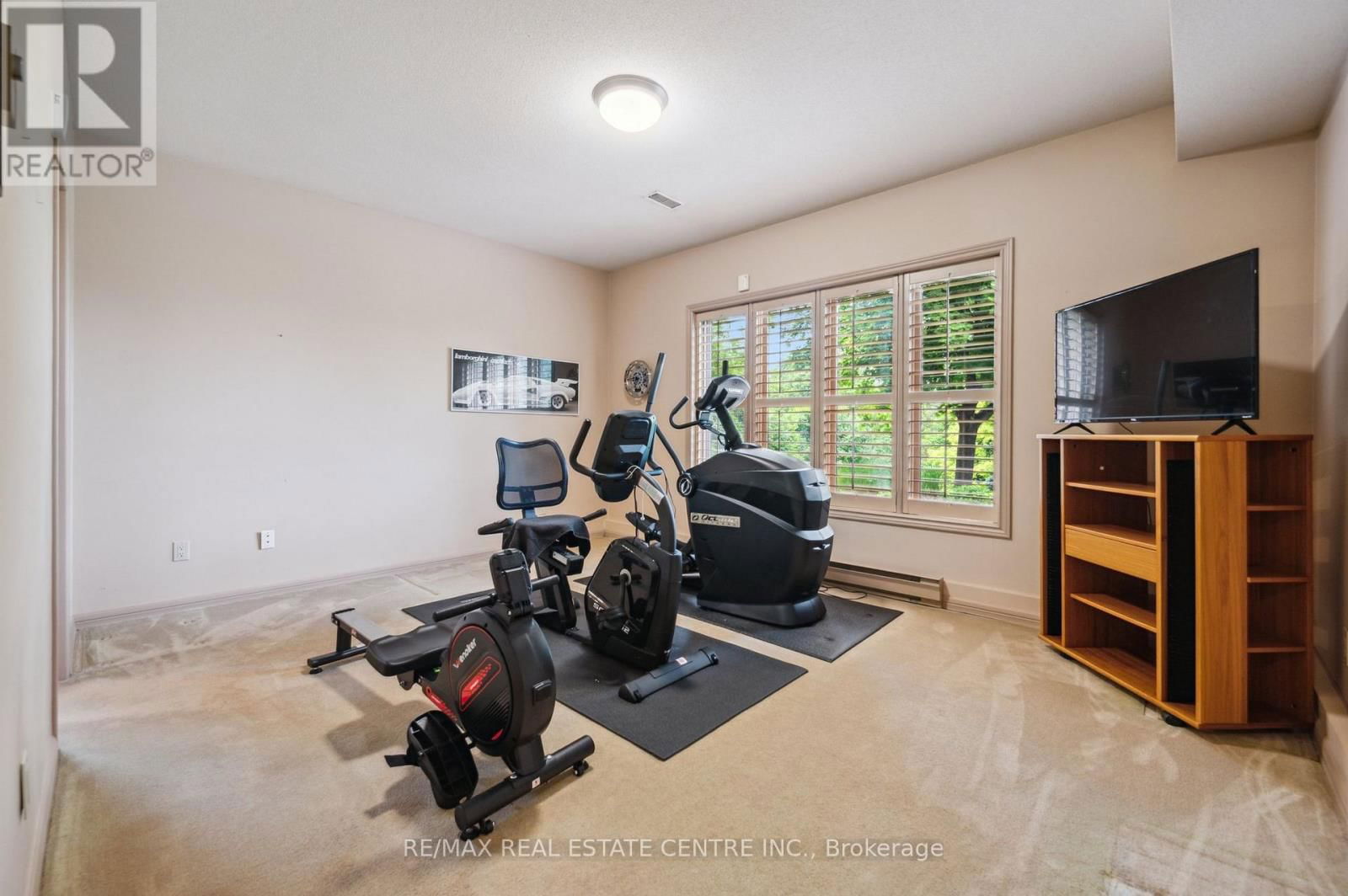 211 EDGEHILL DRIVE Image 30