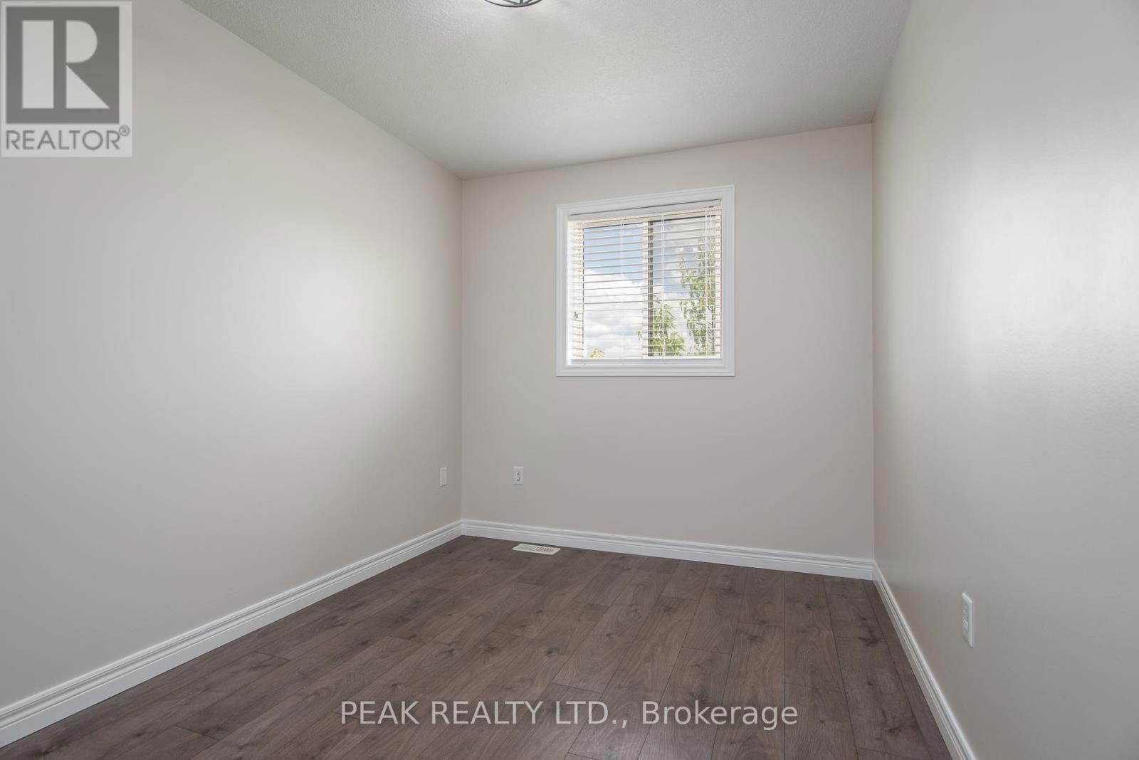 J-3 - 70 WILLOWRUN DRIVE Image 17