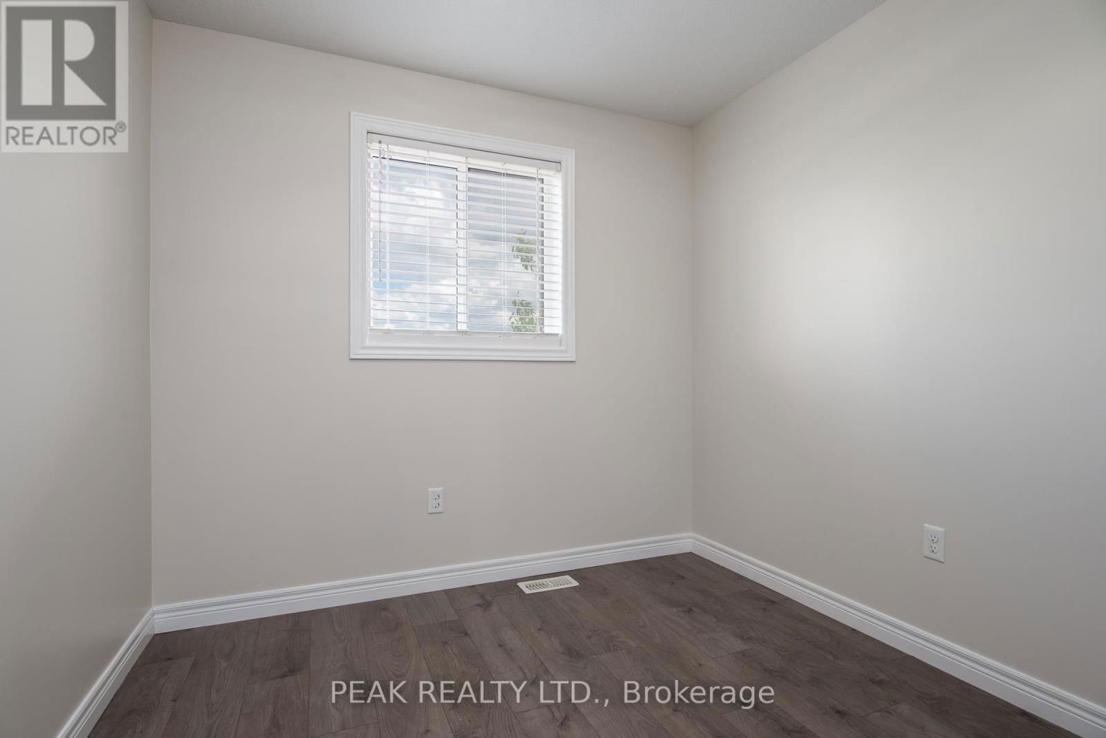 J-3 - 70 WILLOWRUN DRIVE Image 18