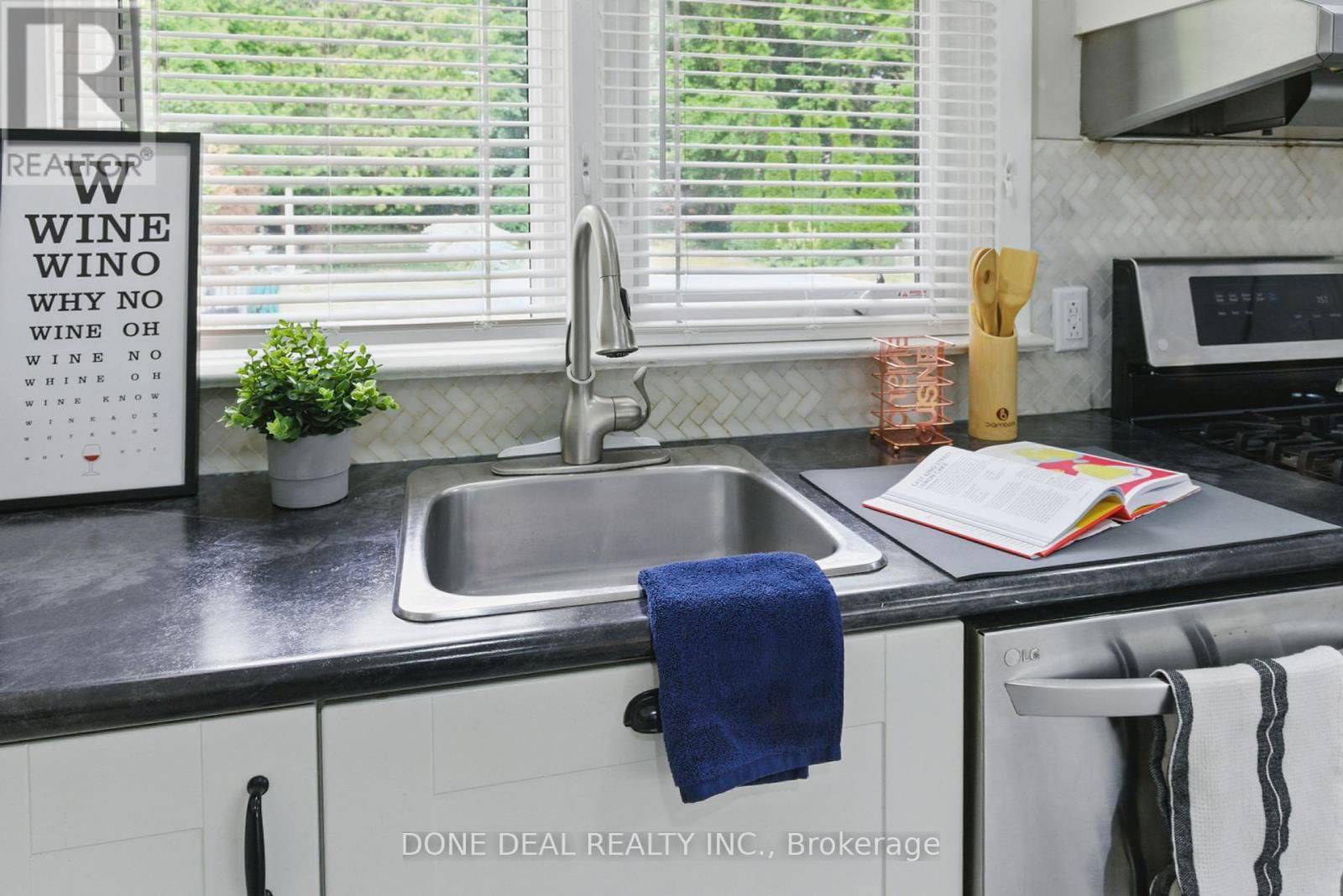 337 GRIFFITH STREET Image 11