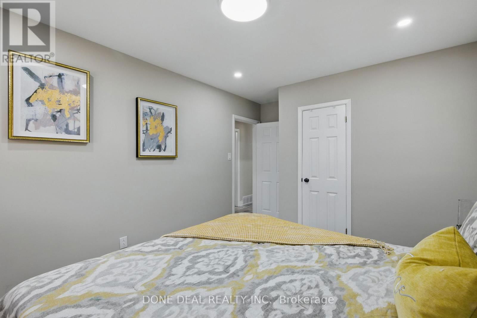 337 GRIFFITH STREET Image 13