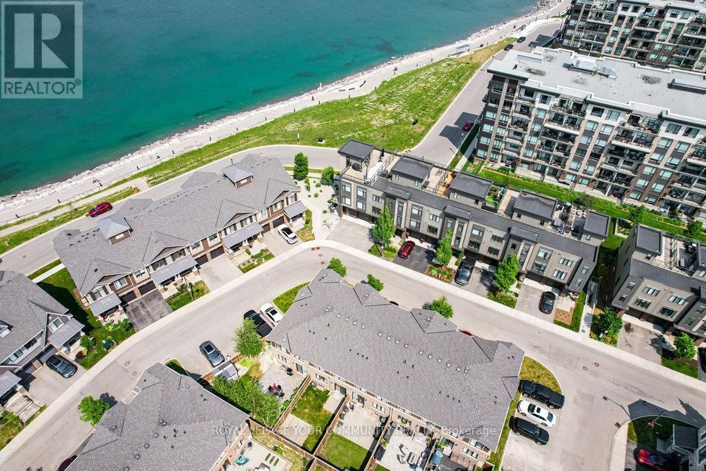 22 WATERVIEW LANE Image 2