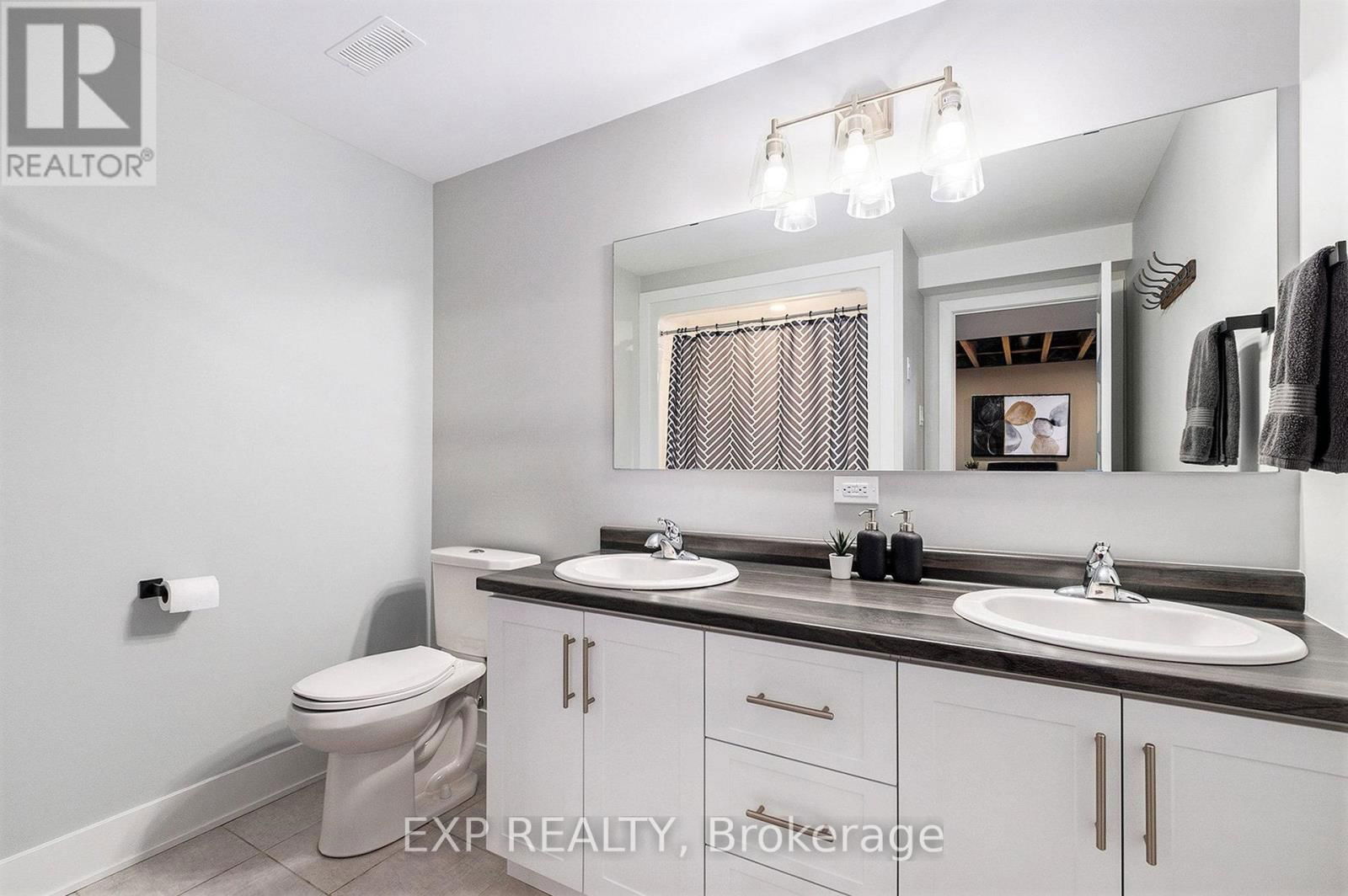 400 CENTRAL PARK BOULEVARD Image 26