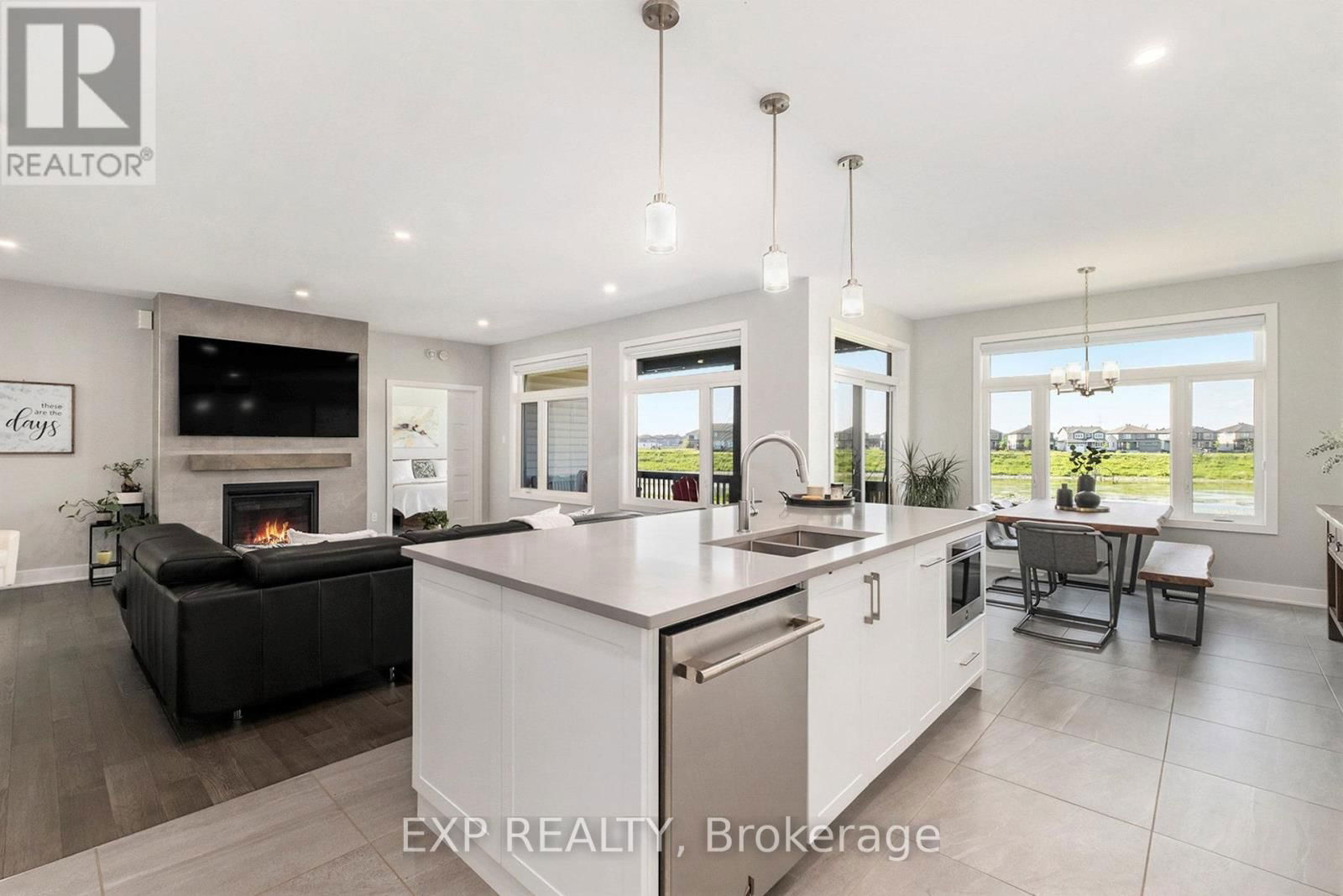 400 CENTRAL PARK BOULEVARD Image 9