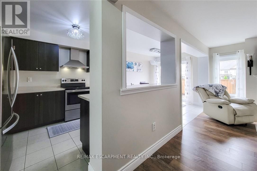 76 MCALLISTAR DRIVE Image 14