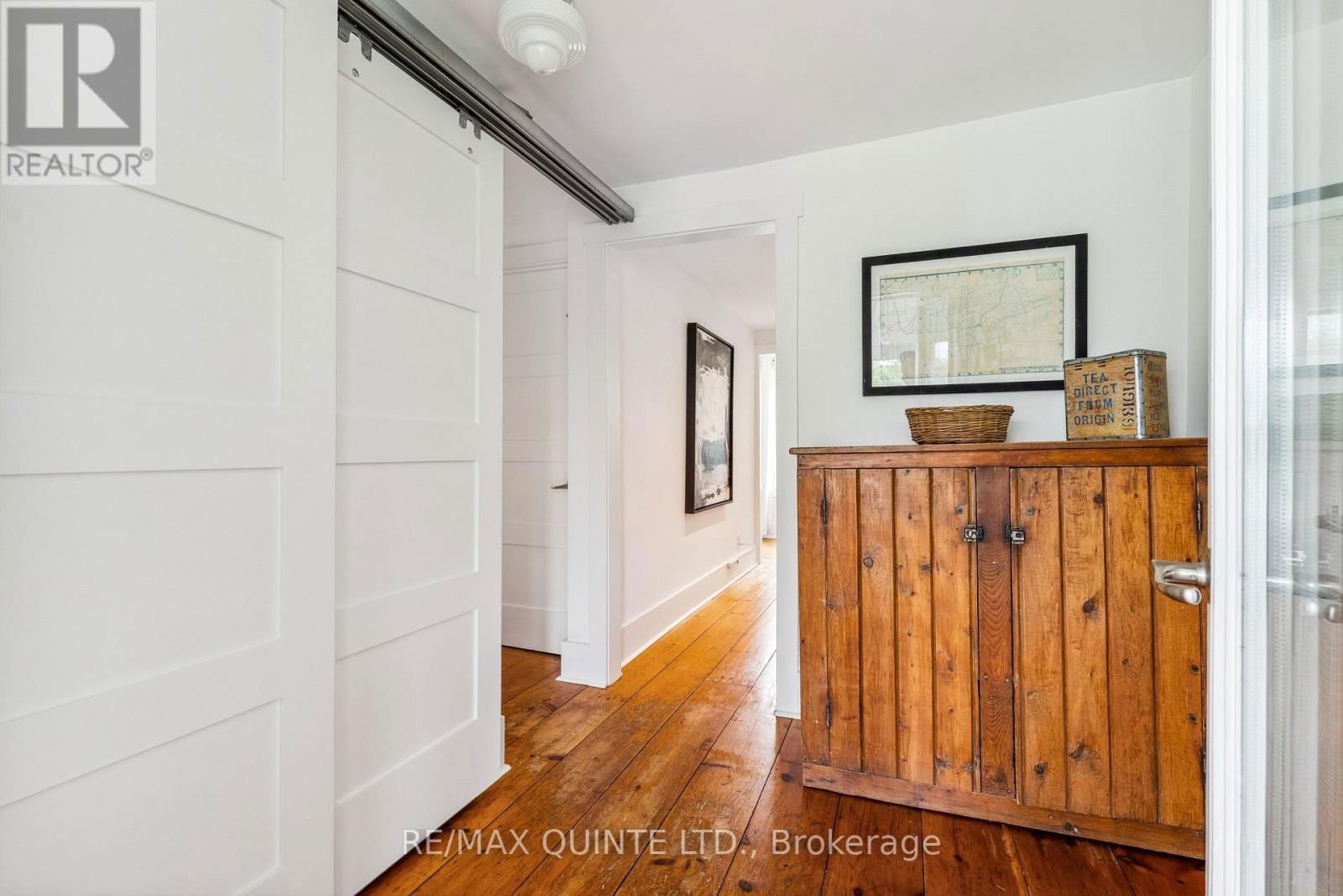 891 CHASE ROAD Image 22