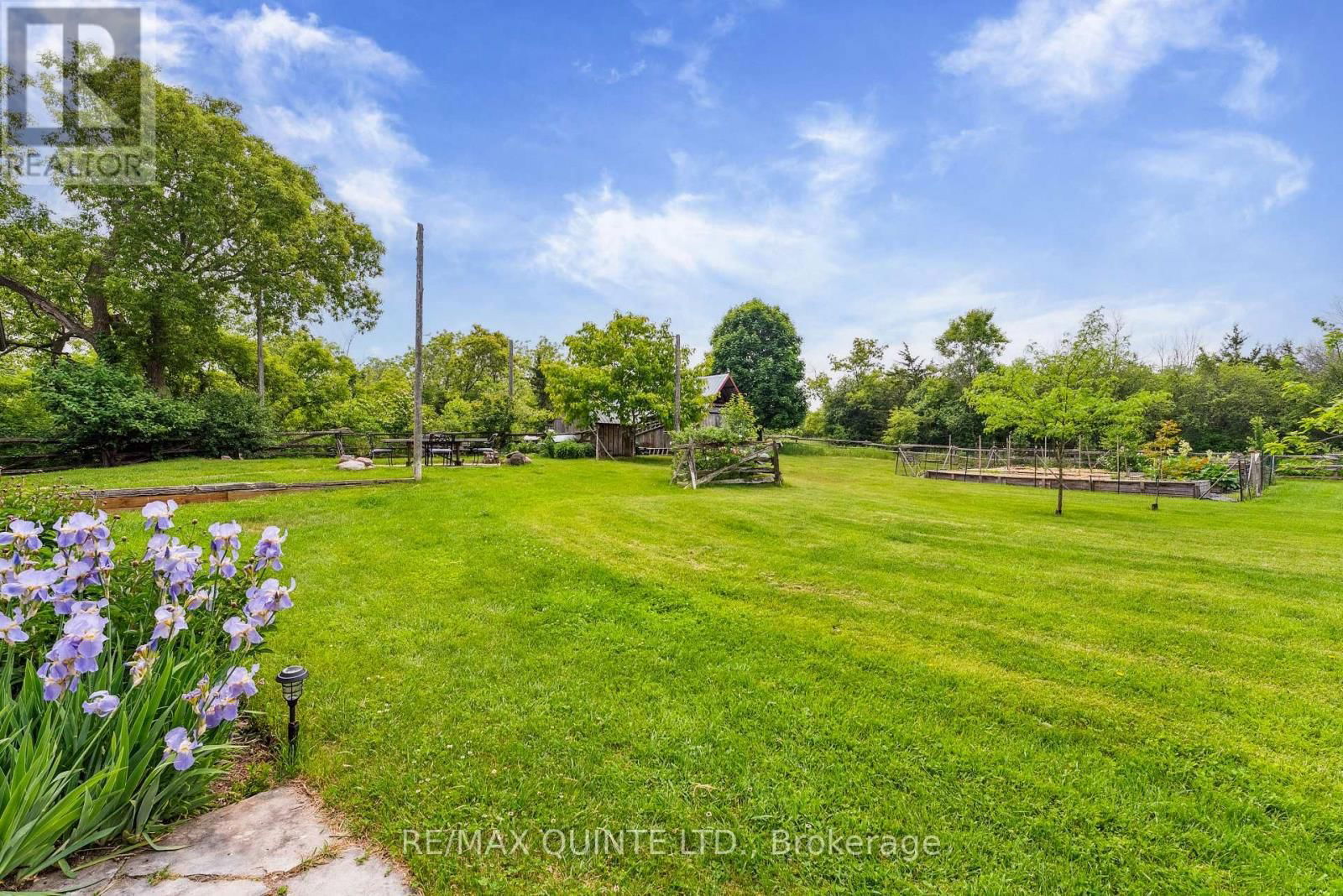 891 CHASE ROAD Image 36