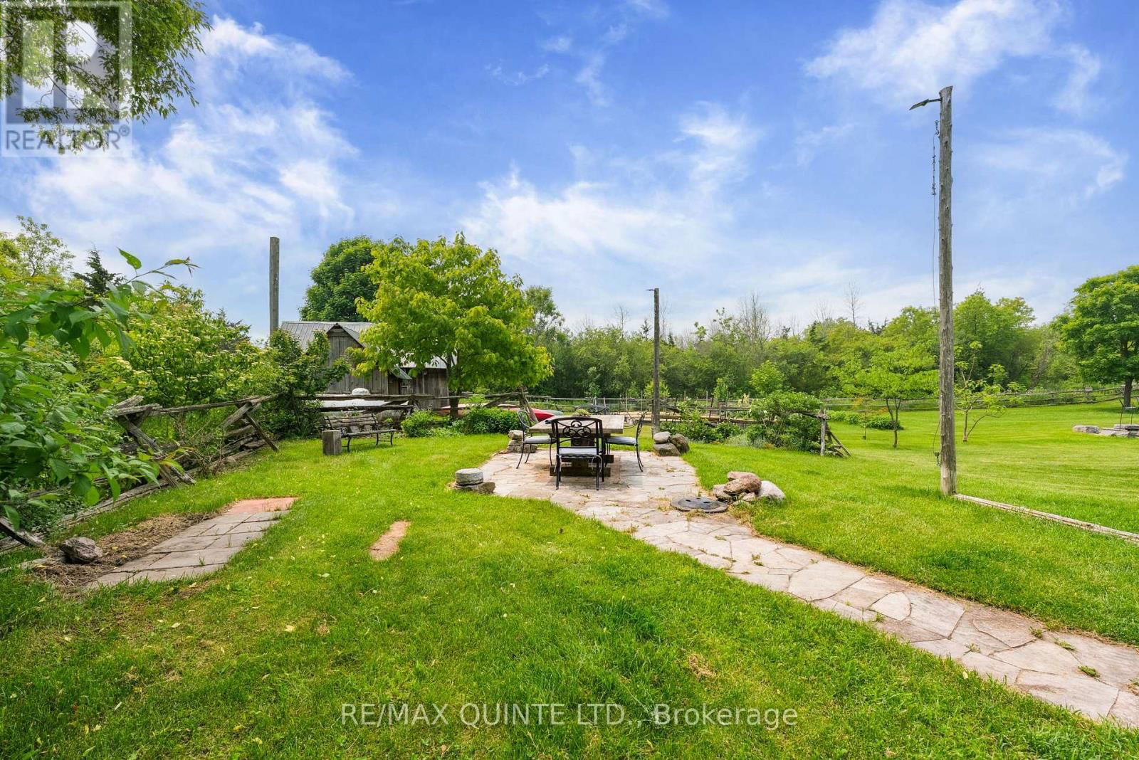 891 CHASE ROAD Image 37