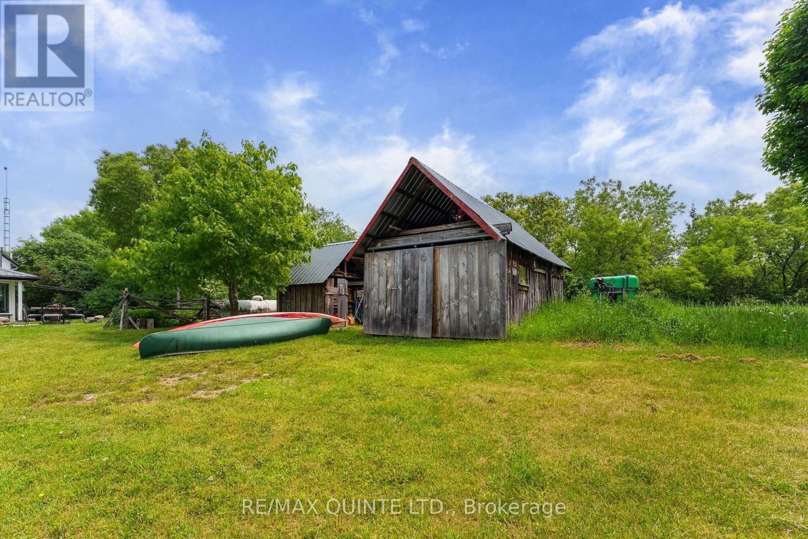 891 CHASE ROAD Image 38
