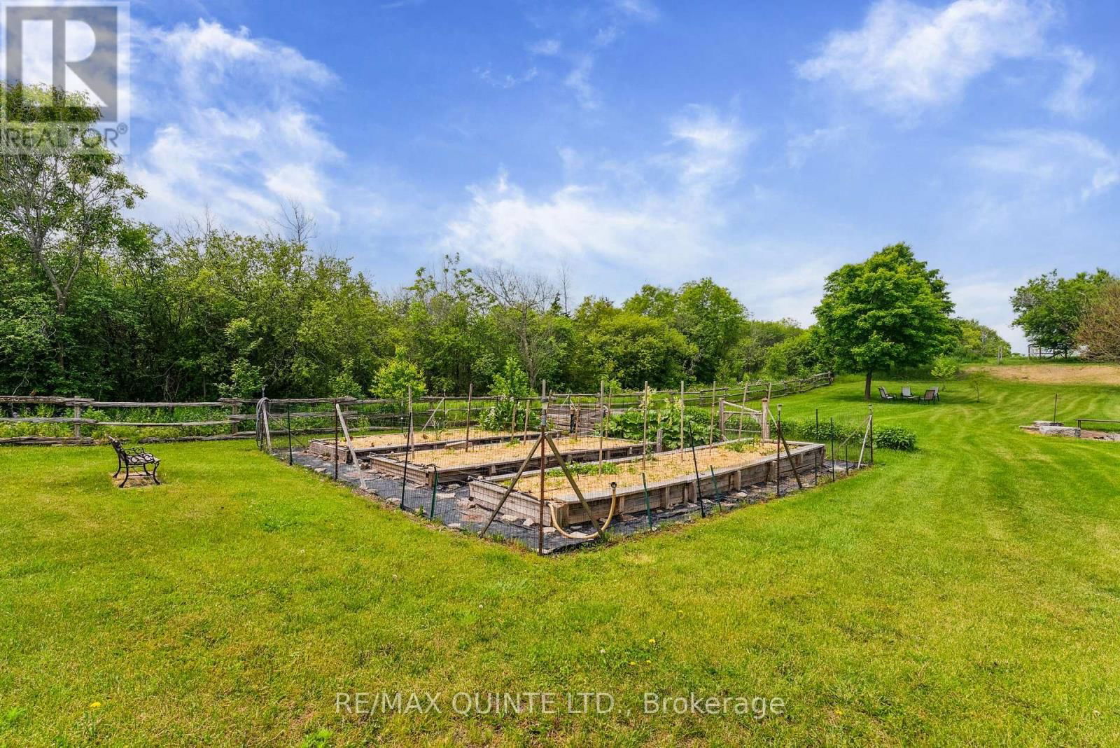 891 CHASE ROAD Image 39