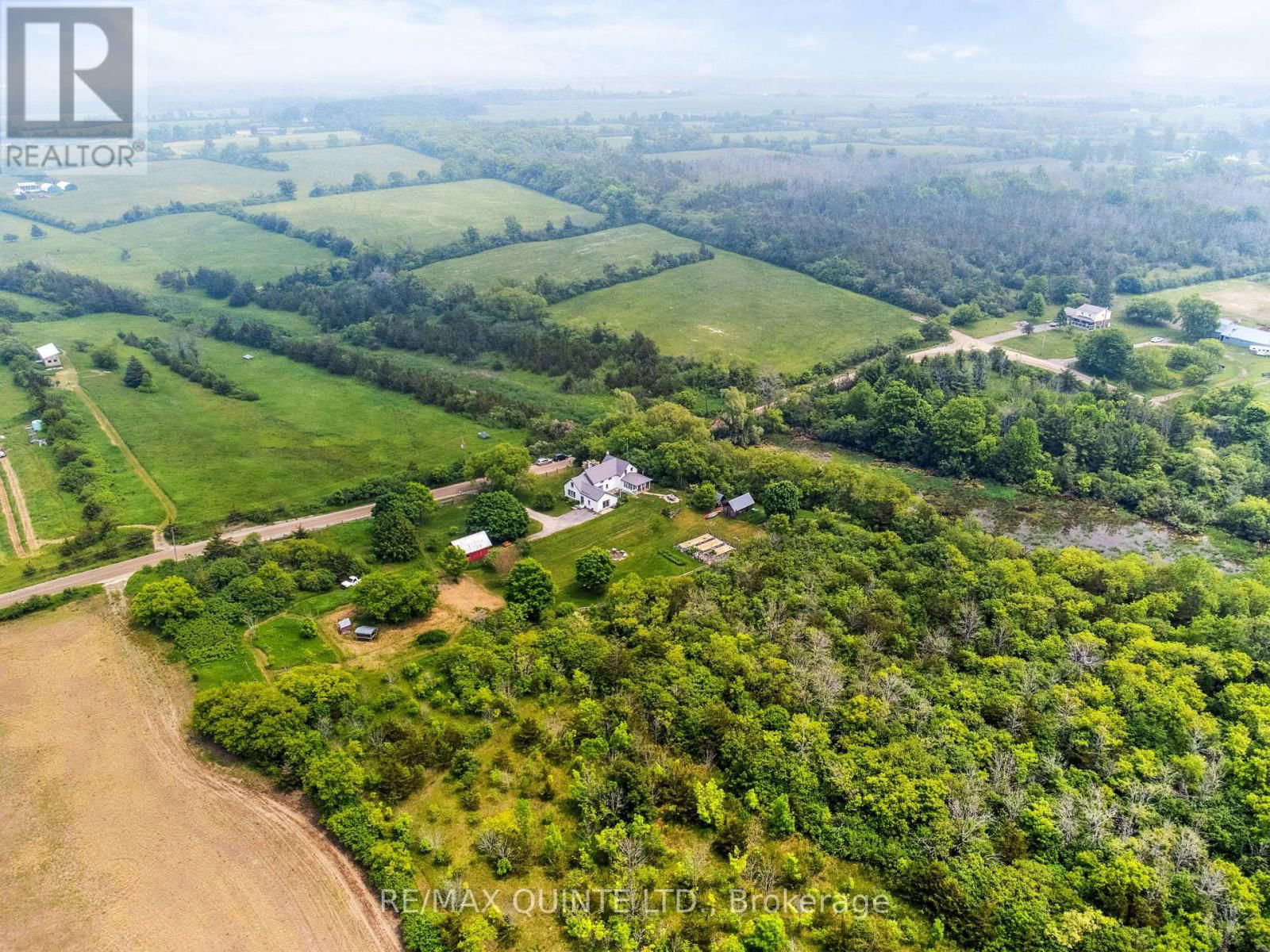 891 CHASE ROAD Image 44