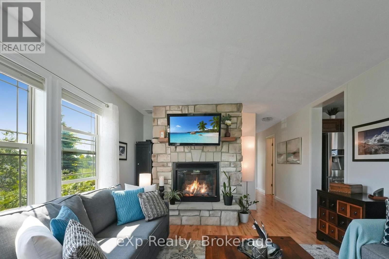 53 CREEKSIDE CIRCLE Image 16