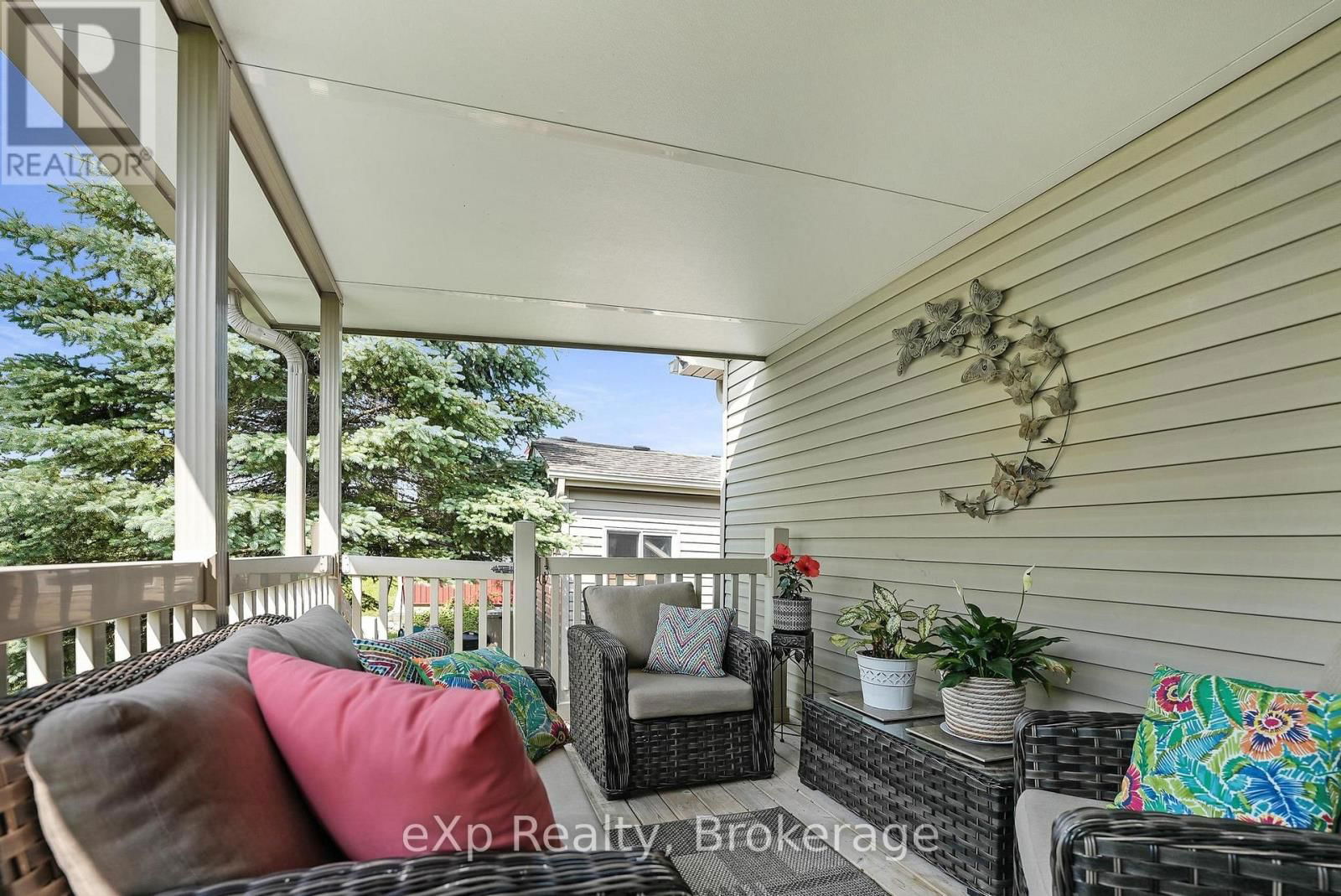 53 CREEKSIDE CIRCLE Image 22