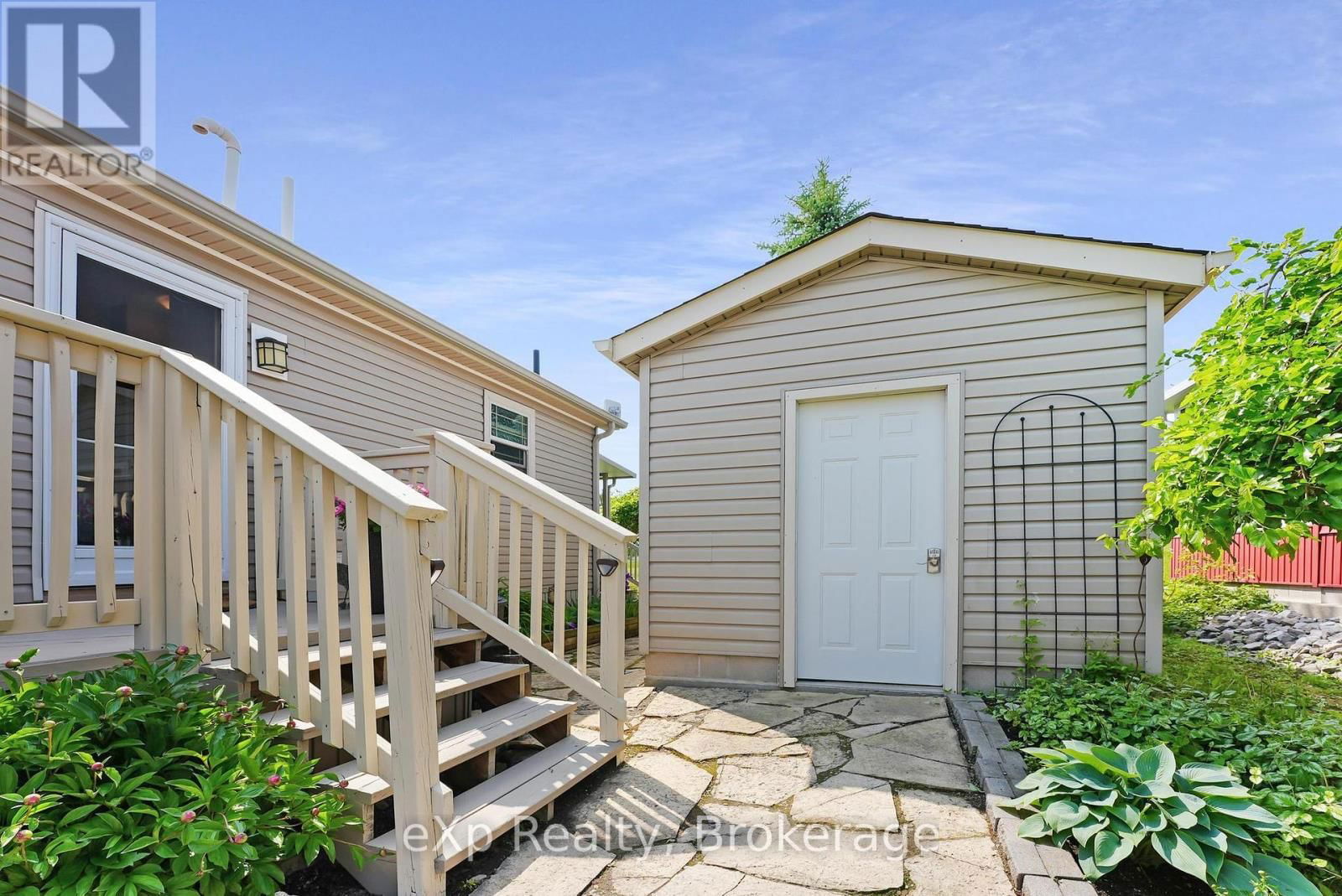 53 CREEKSIDE CIRCLE Image 33