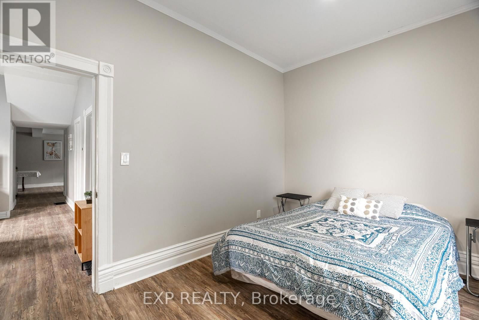 354 SPRUCE STREET Image 10