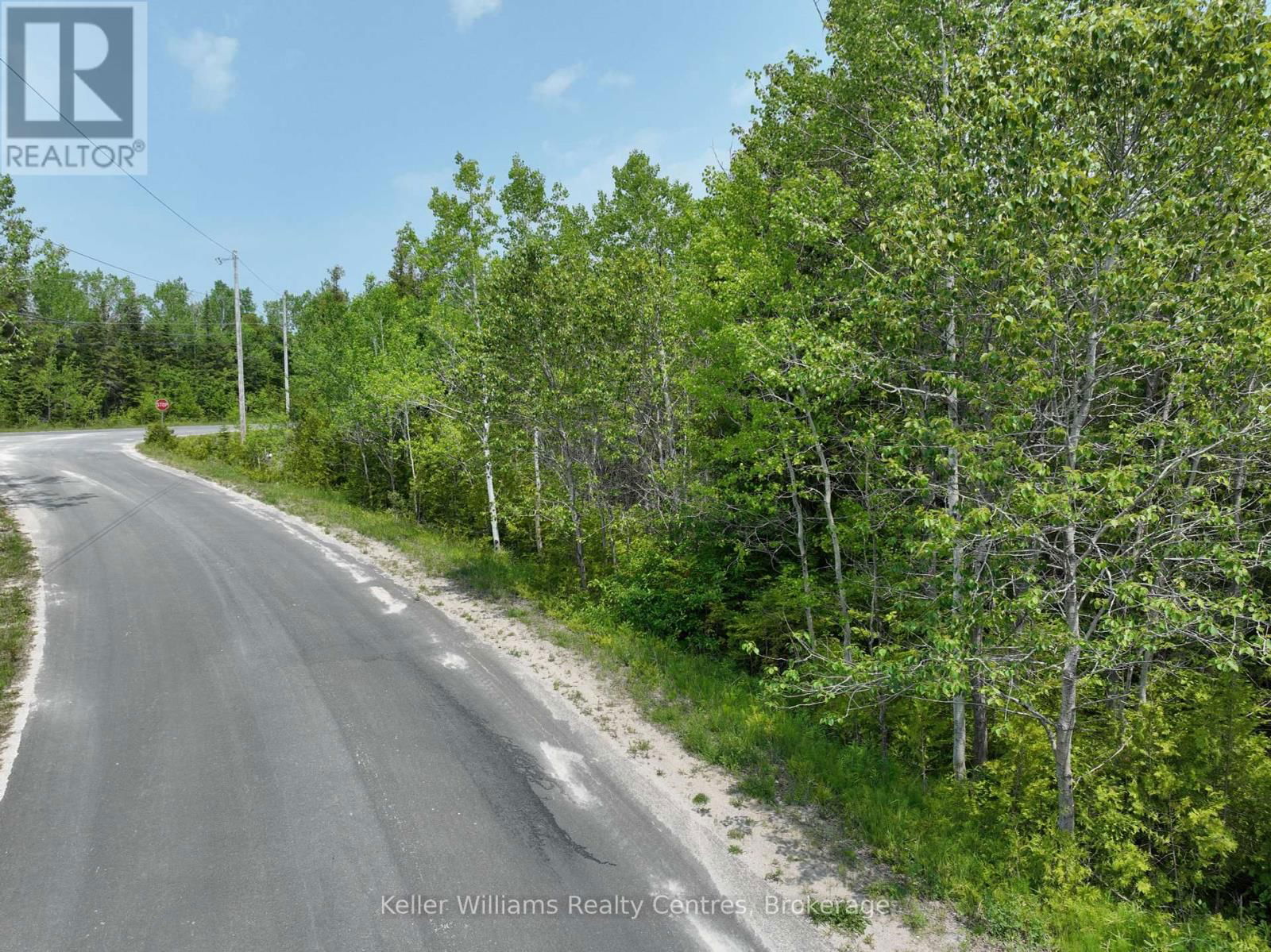 WALTER CHARMAN DRIVE Image 5