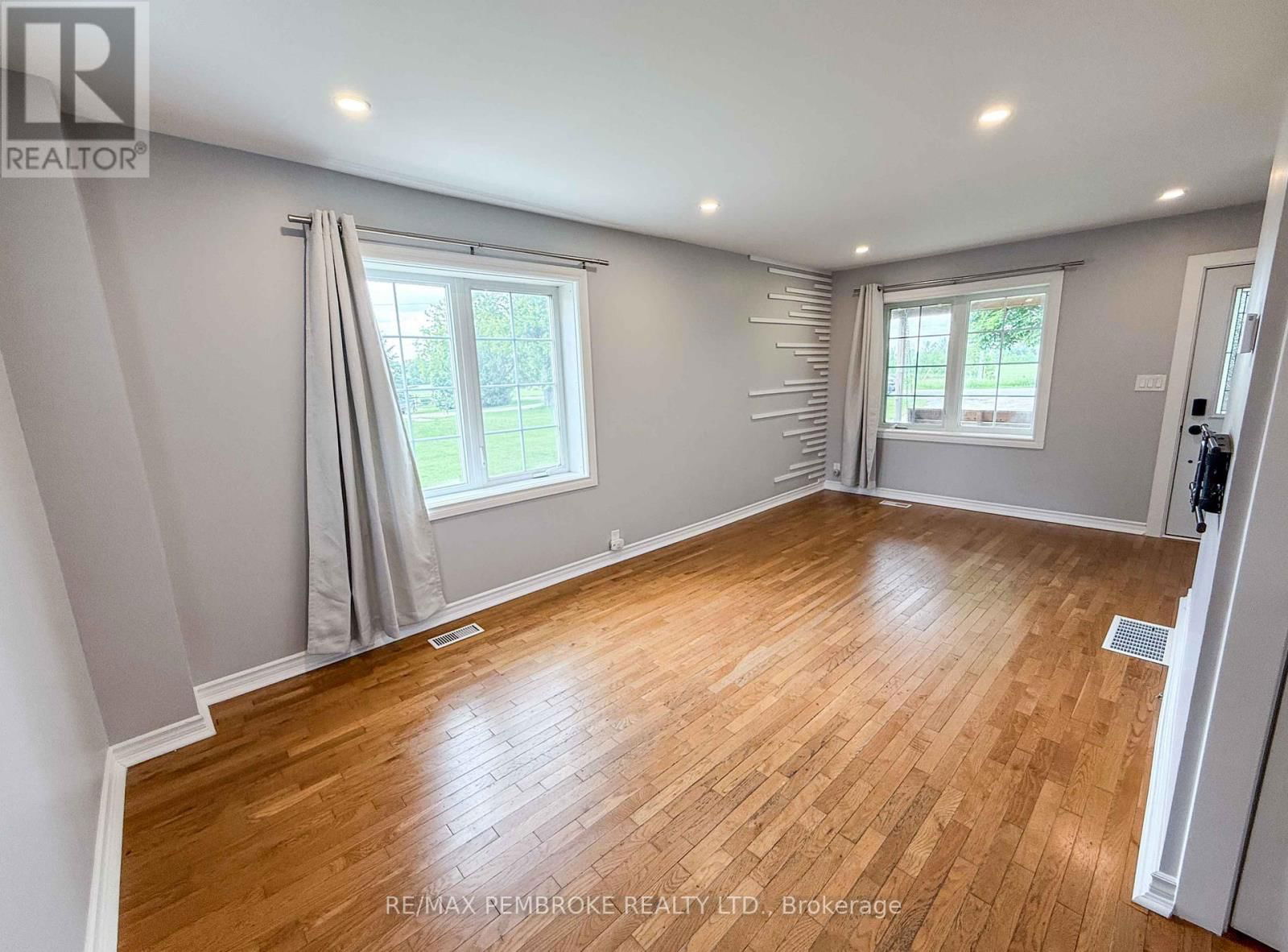 2387 FORESTERS FALLS ROAD Image 11