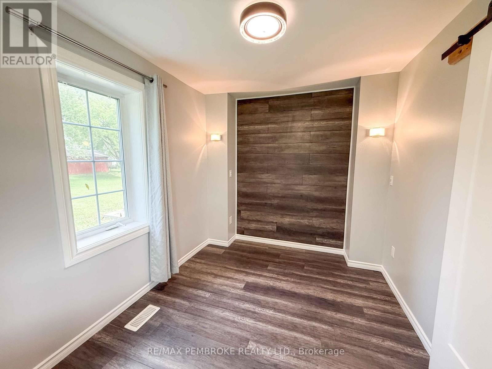 2387 FORESTERS FALLS ROAD Image 15
