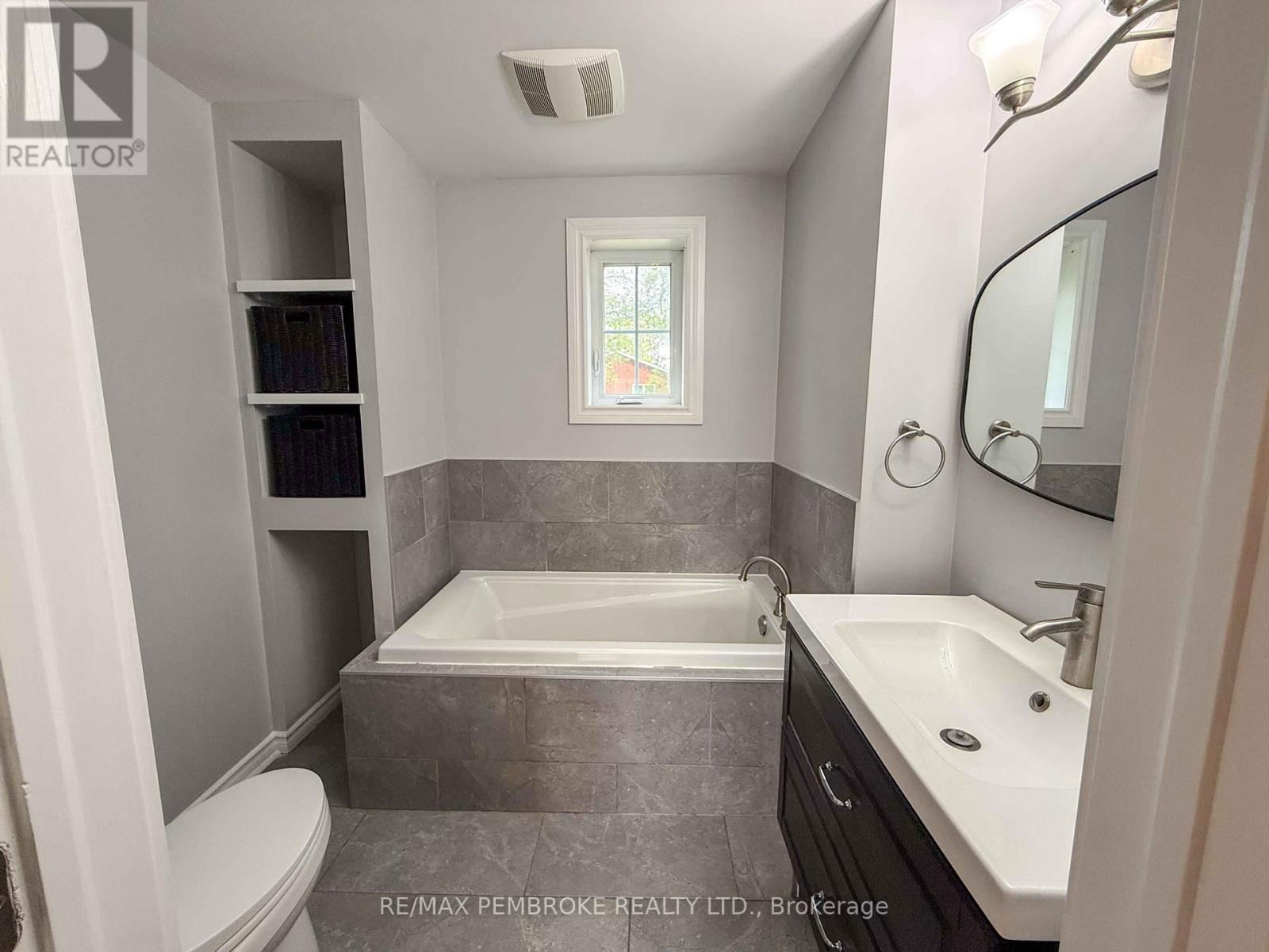 2387 FORESTERS FALLS ROAD Image 18