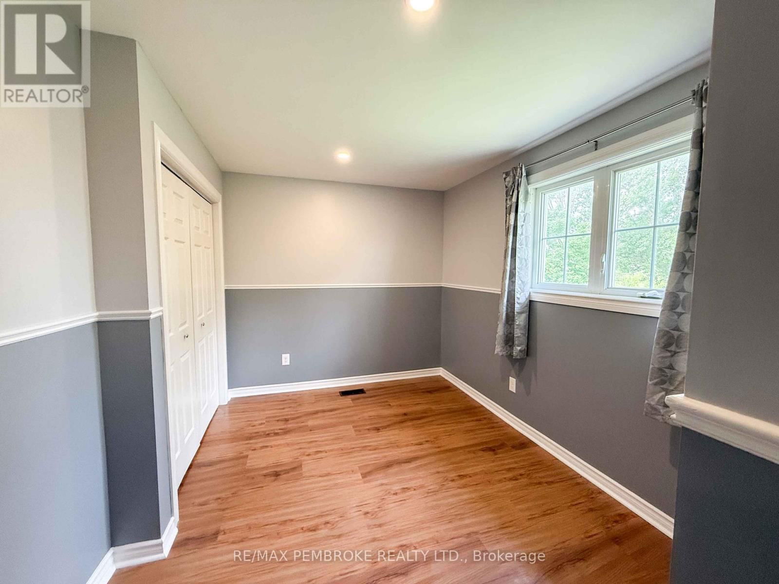 2387 FORESTERS FALLS ROAD Image 32