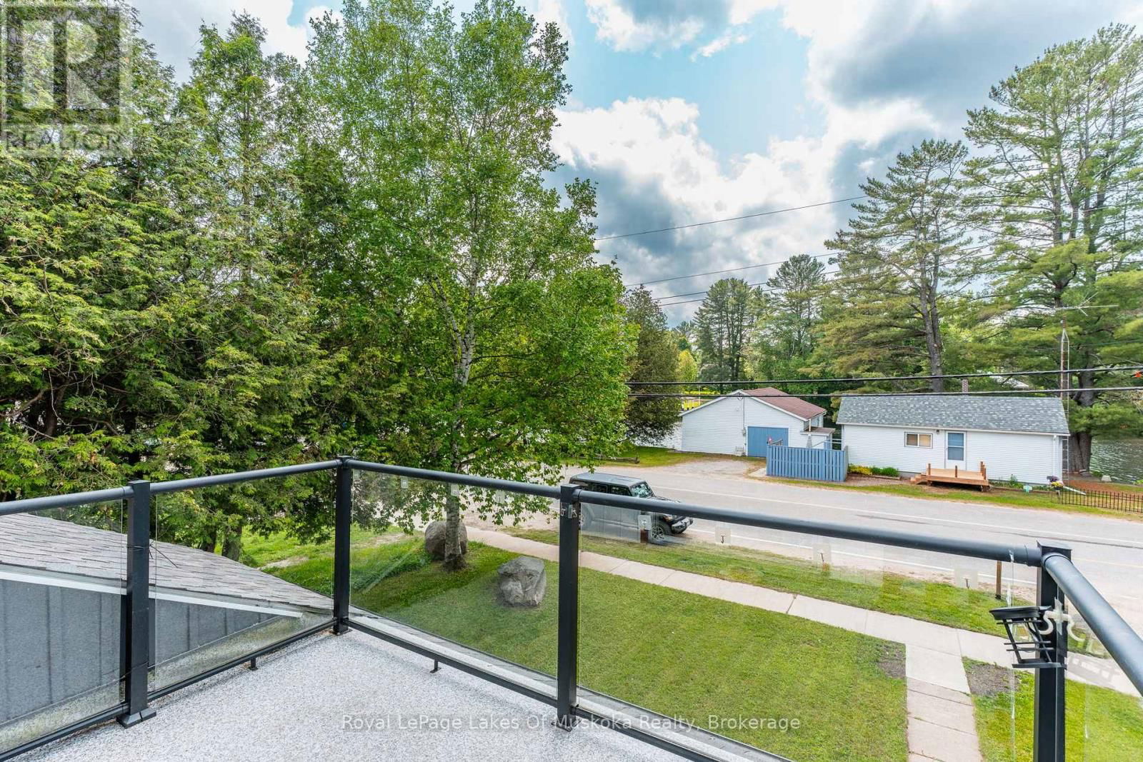 8 NORTH ROAD Image 34