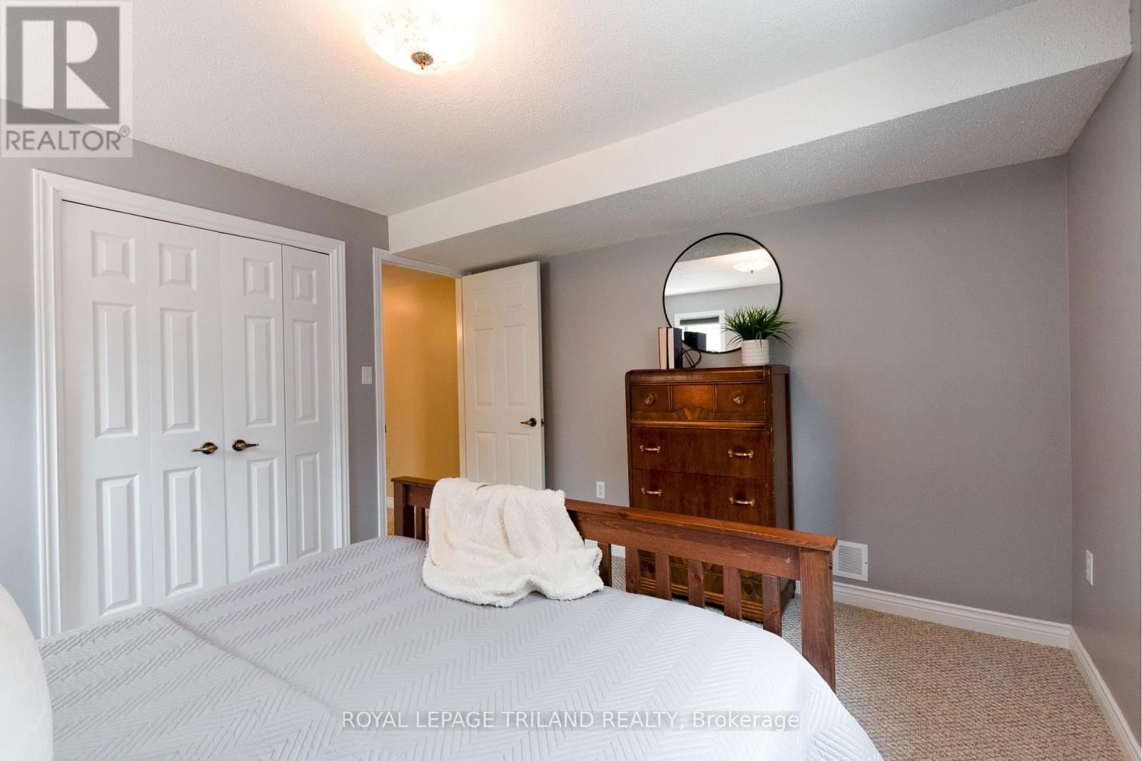 107 ALICE STREET Image 35