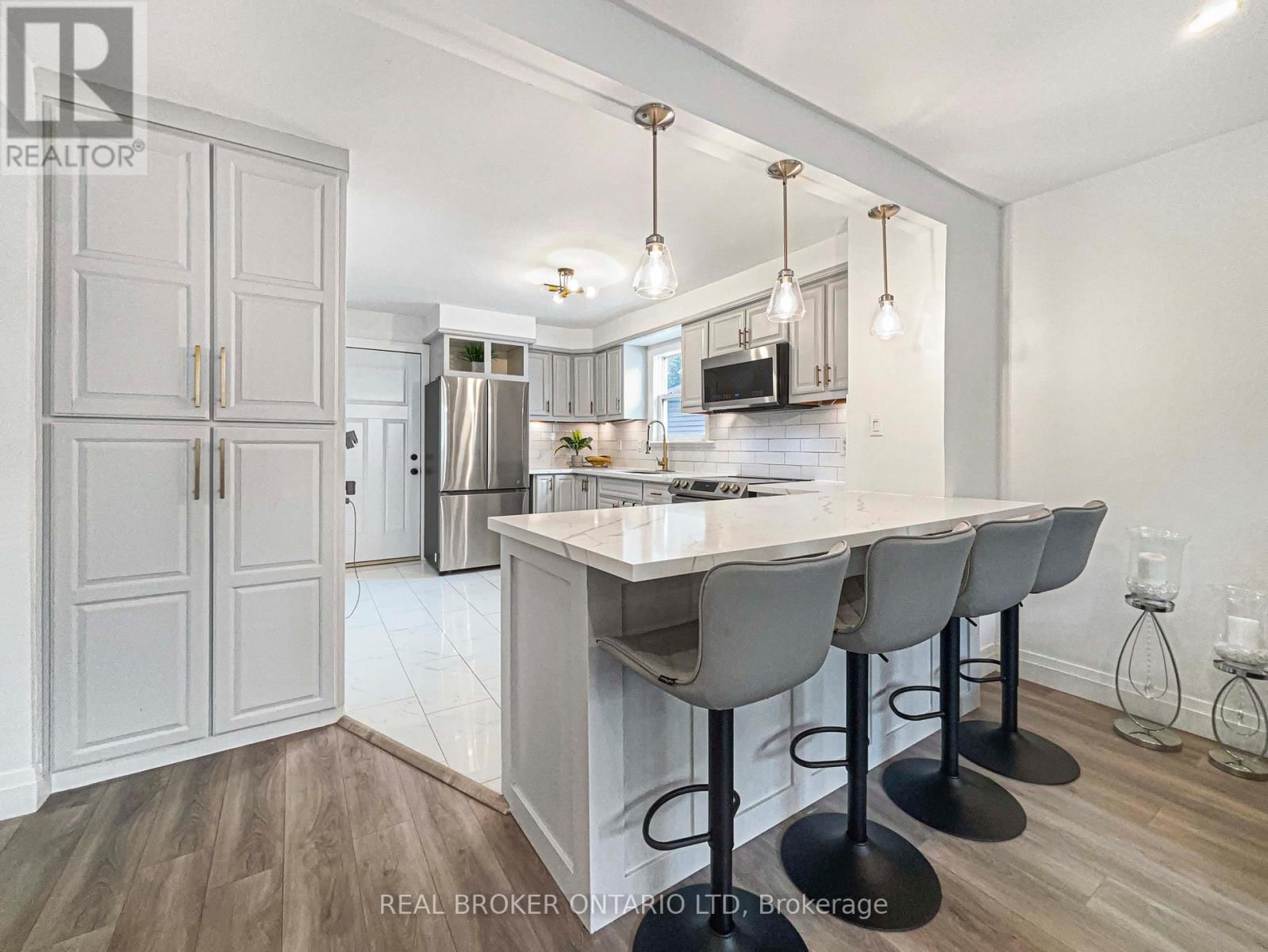 104 DELAWARE STREET Image 12