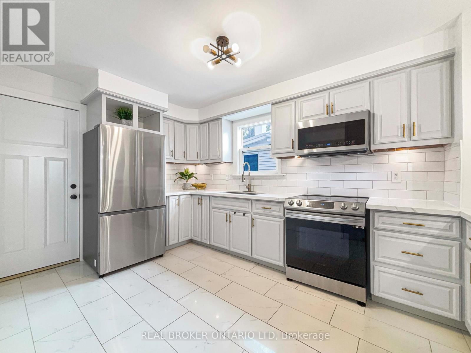 104 DELAWARE STREET Image 13