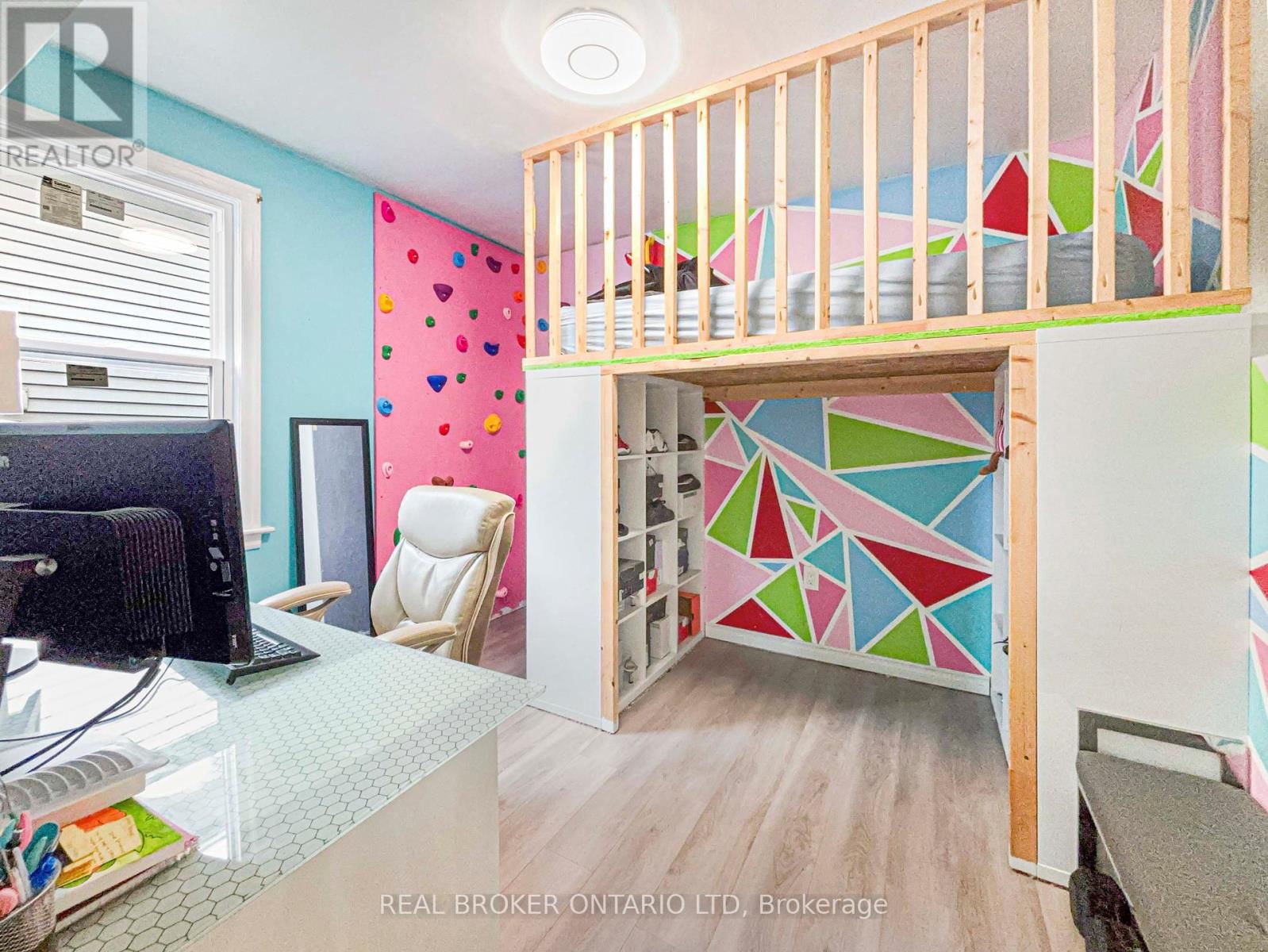 104 DELAWARE STREET Image 19