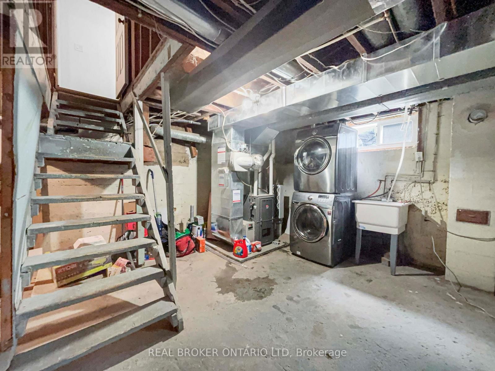 104 DELAWARE STREET Image 27