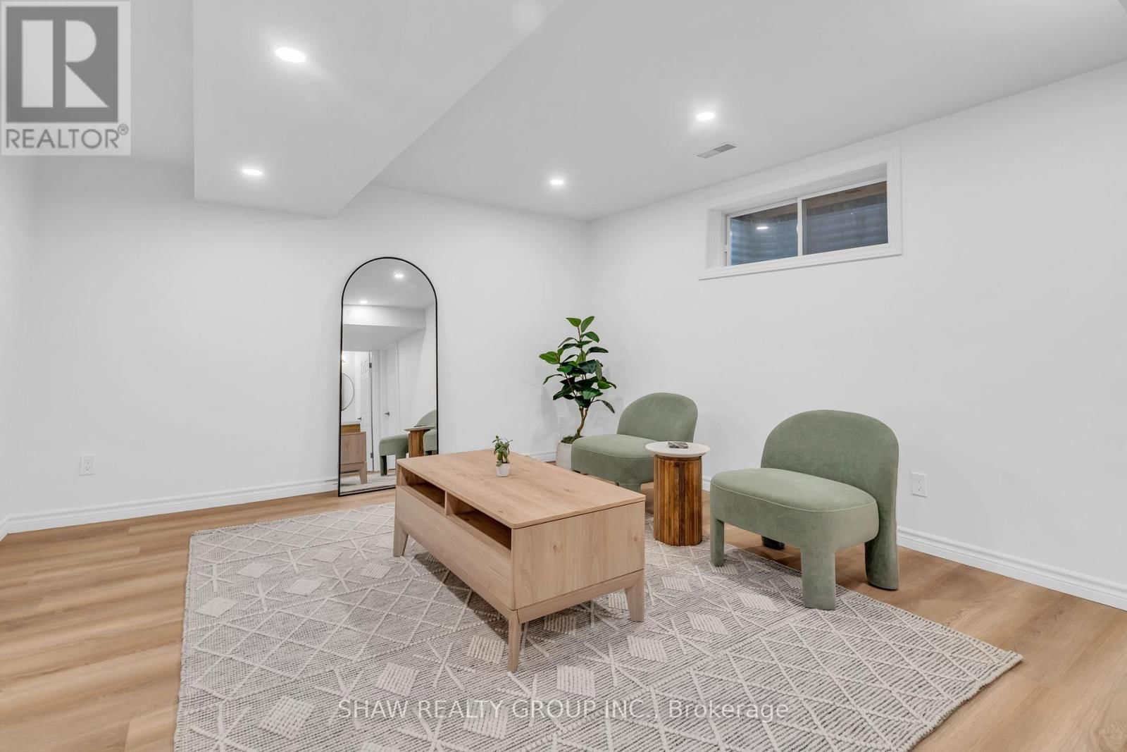 9 GAW CRESCENT Image 33