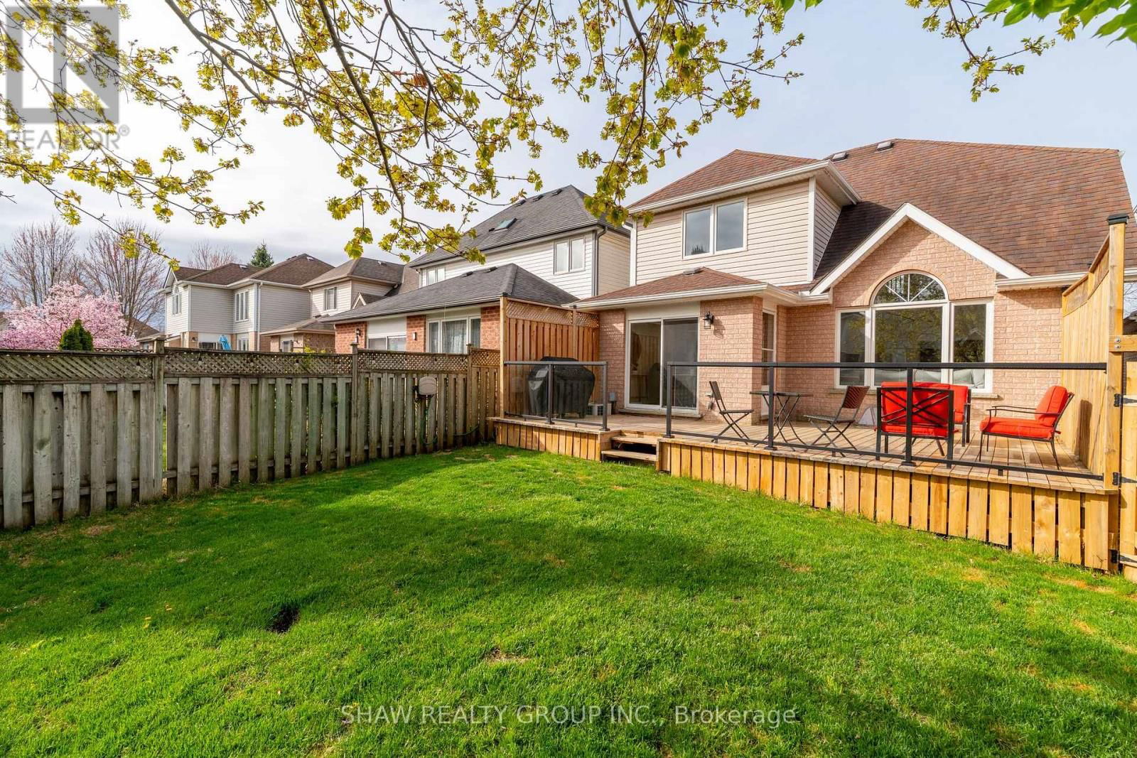 9 GAW CRESCENT Image 44