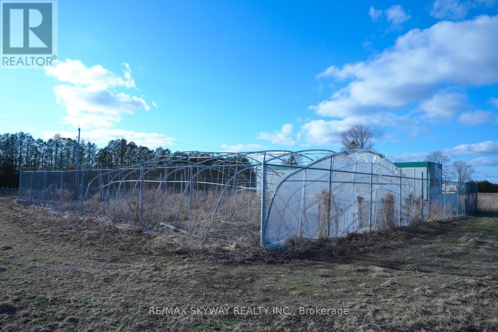 4688 GODBY ROAD Image 12
