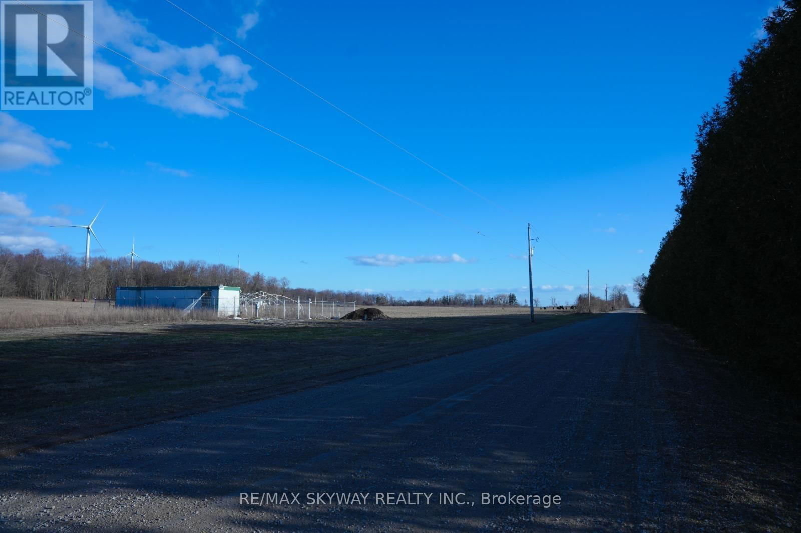 4688 GODBY ROAD Image 13