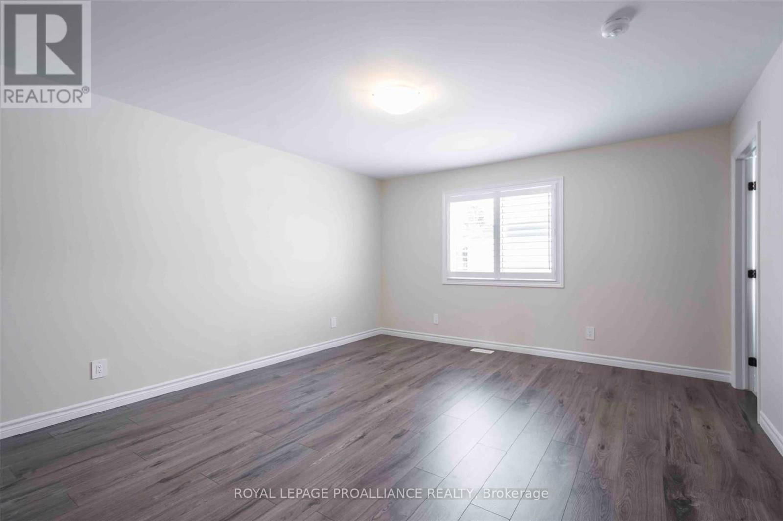 28 NIPIGON STREET Image 13