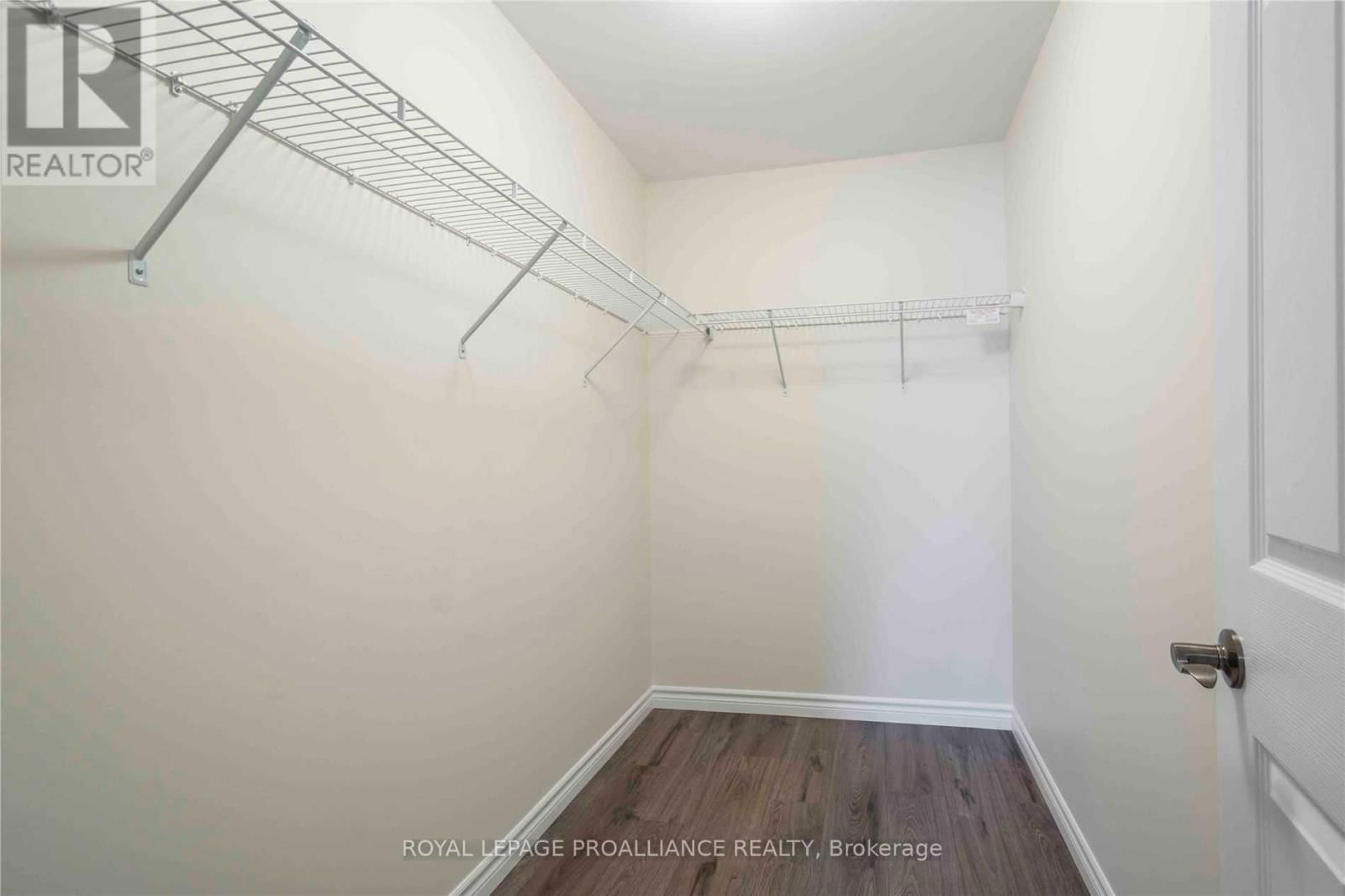 28 NIPIGON STREET Image 17