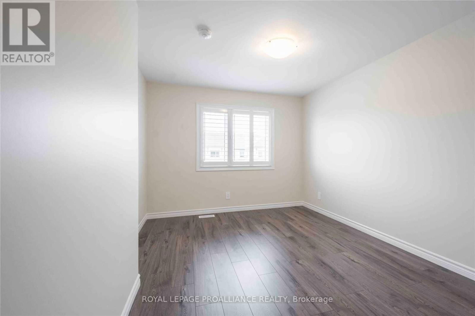 28 NIPIGON STREET Image 20