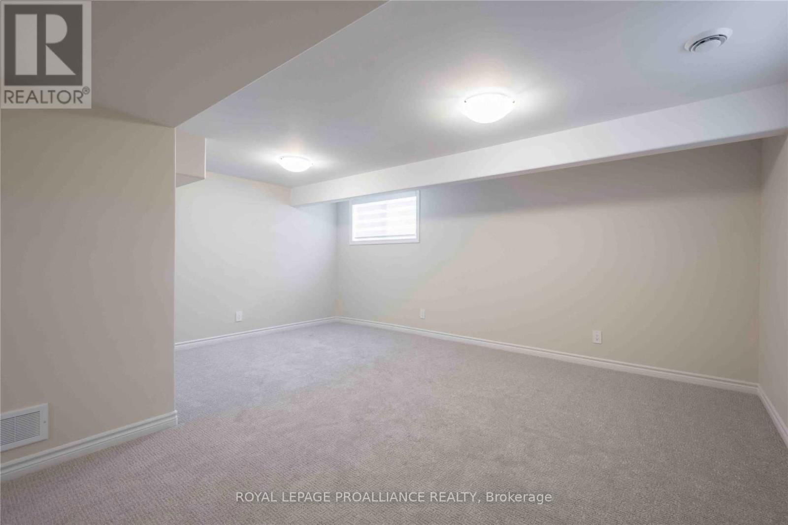 28 NIPIGON STREET Image 23