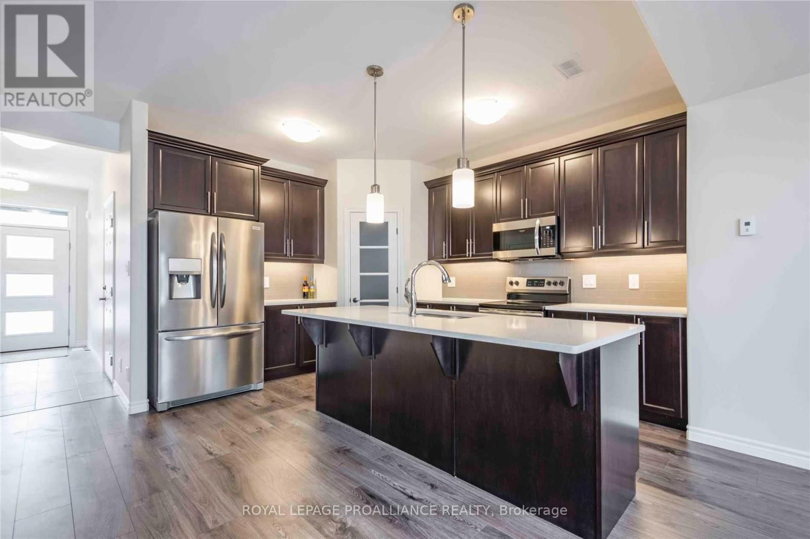 28 NIPIGON STREET Image 6