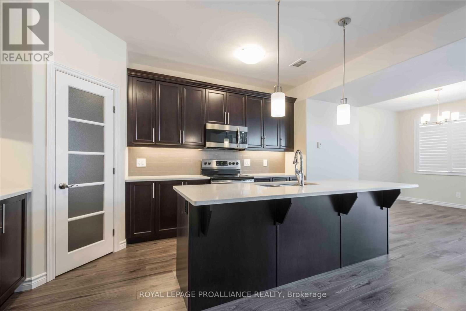 28 NIPIGON STREET Image 7