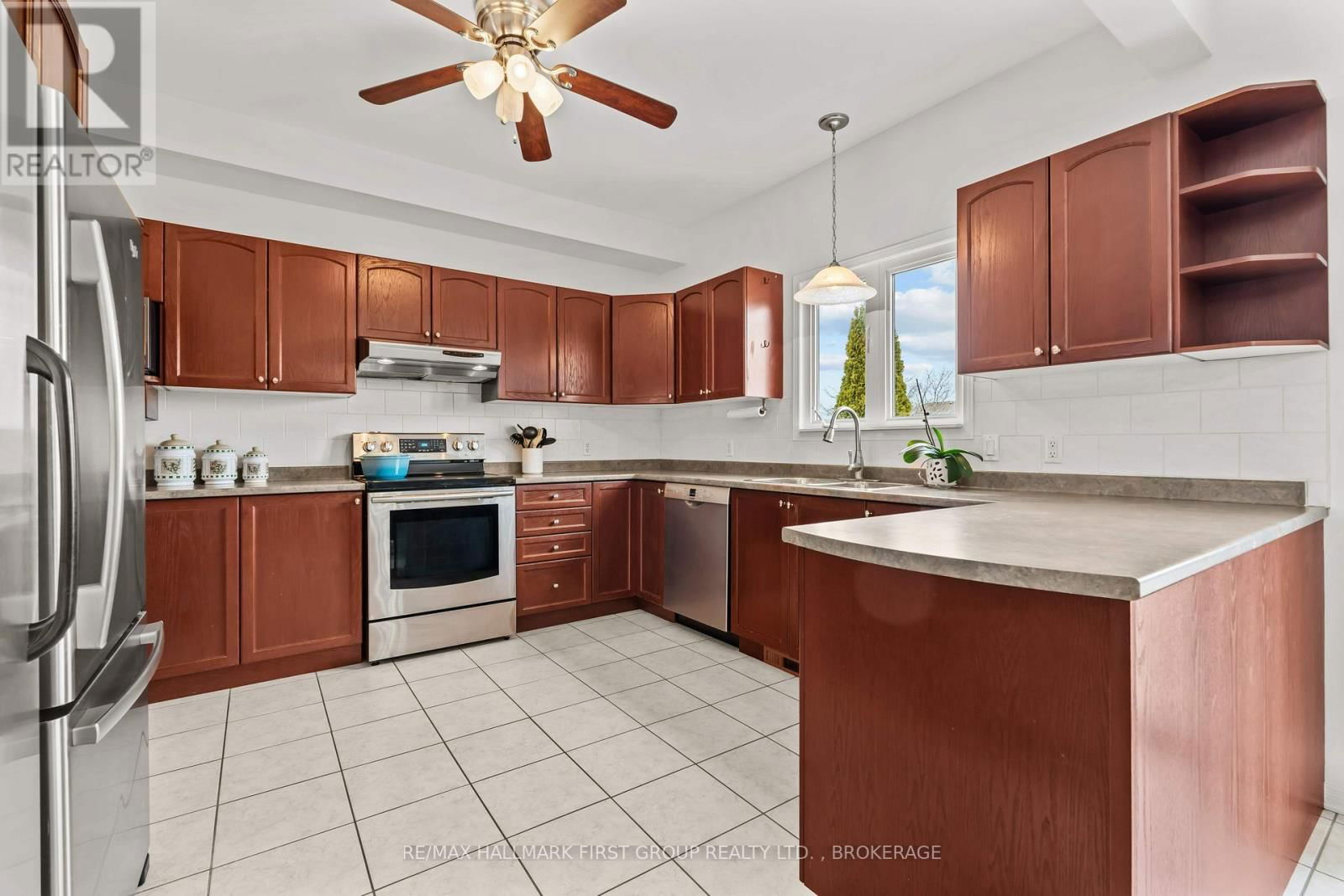 530 NORA COURT Image 16