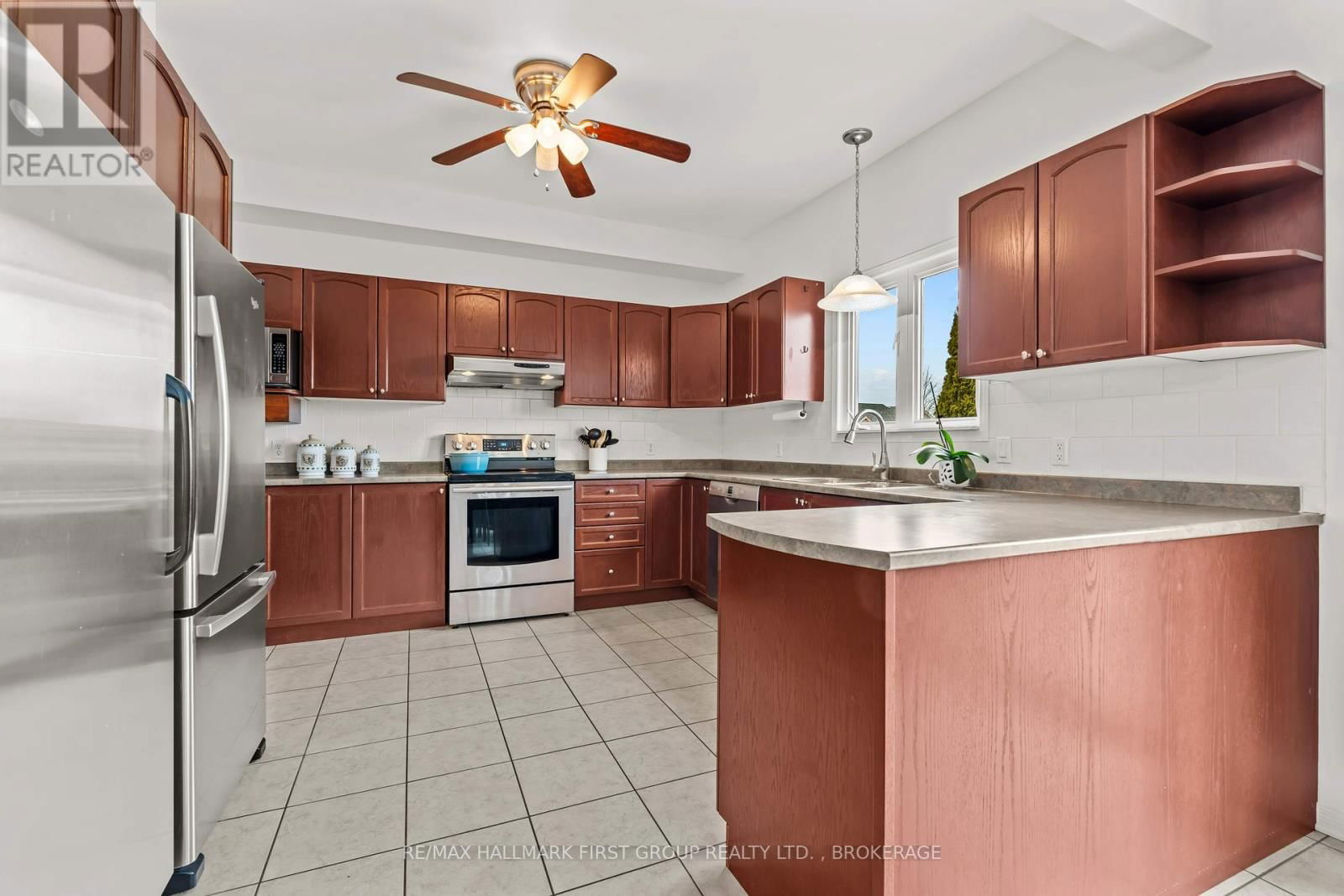 530 NORA COURT Image 17